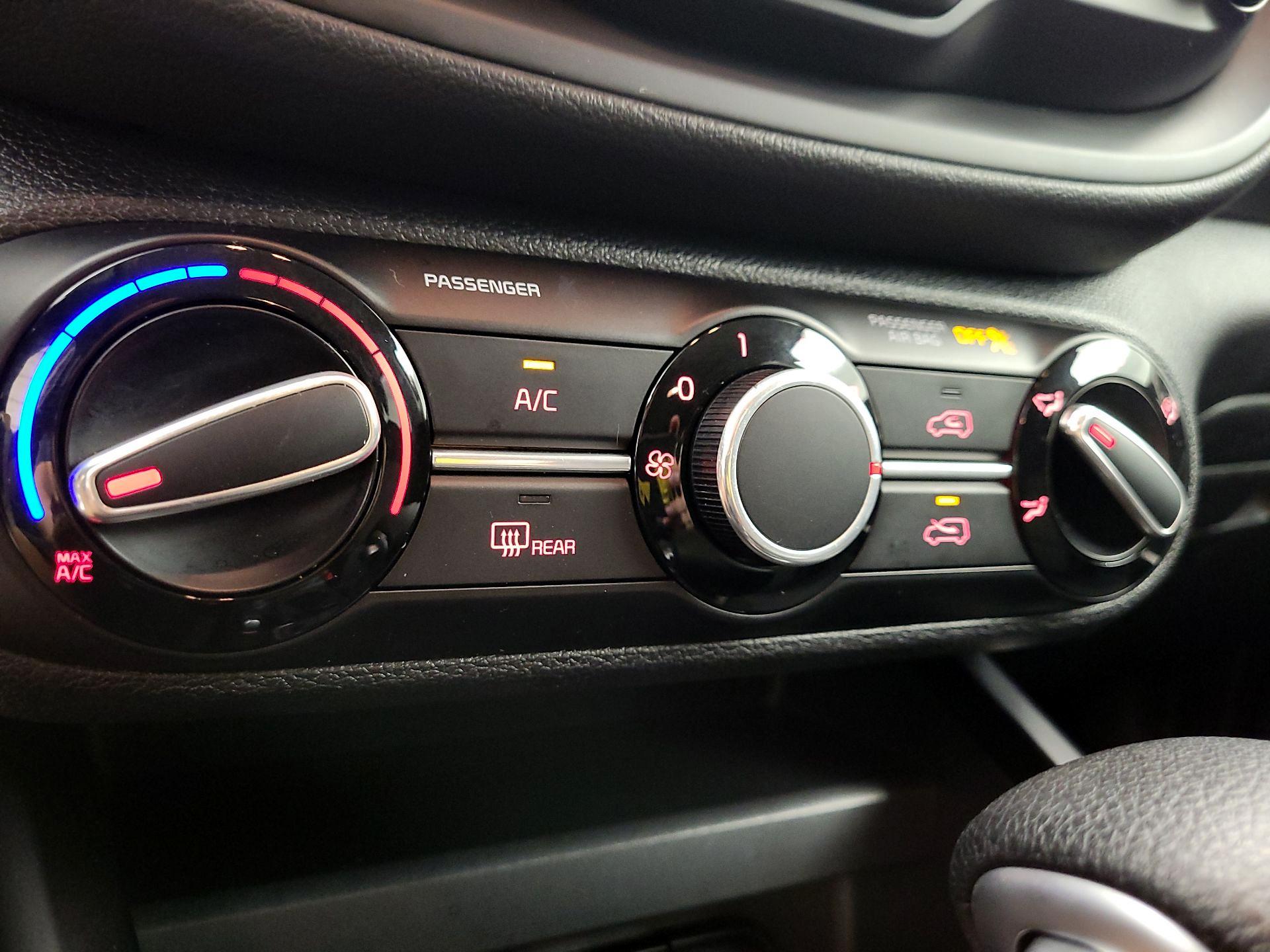 Thumbnail: 2021 Kia Soul - 16