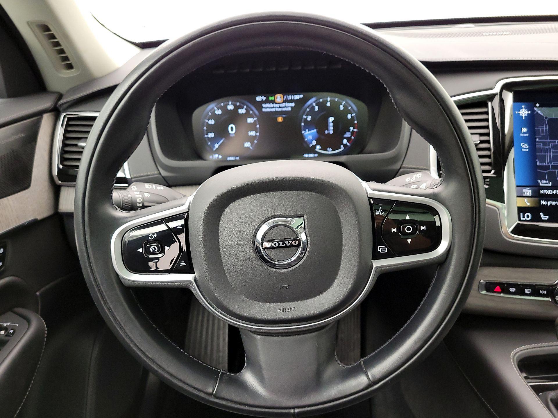 Thumbnail: 2022 Volvo XC90 - 10