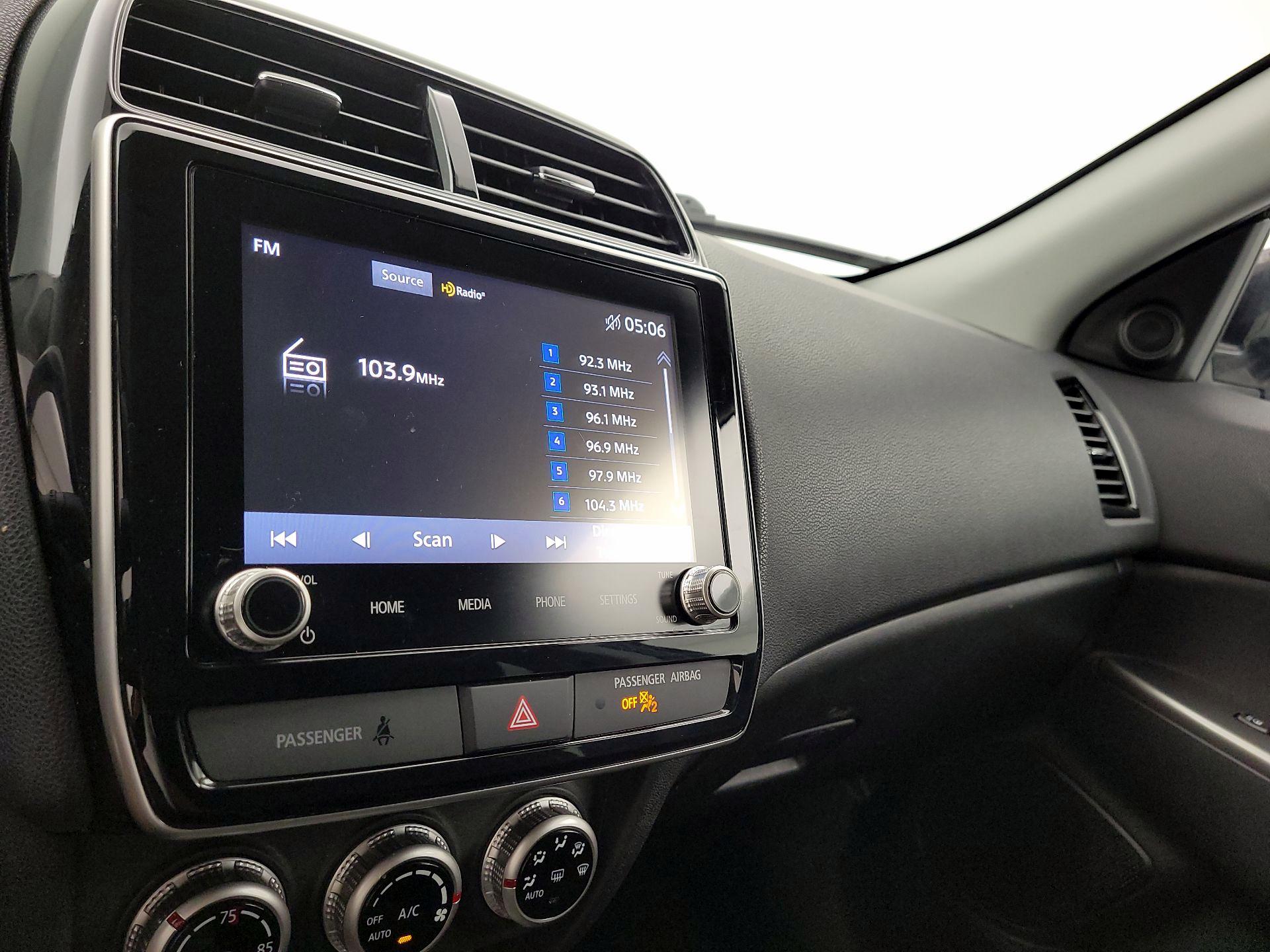 Thumbnail: 2021 Mitsubishi Outlander Sport - 15