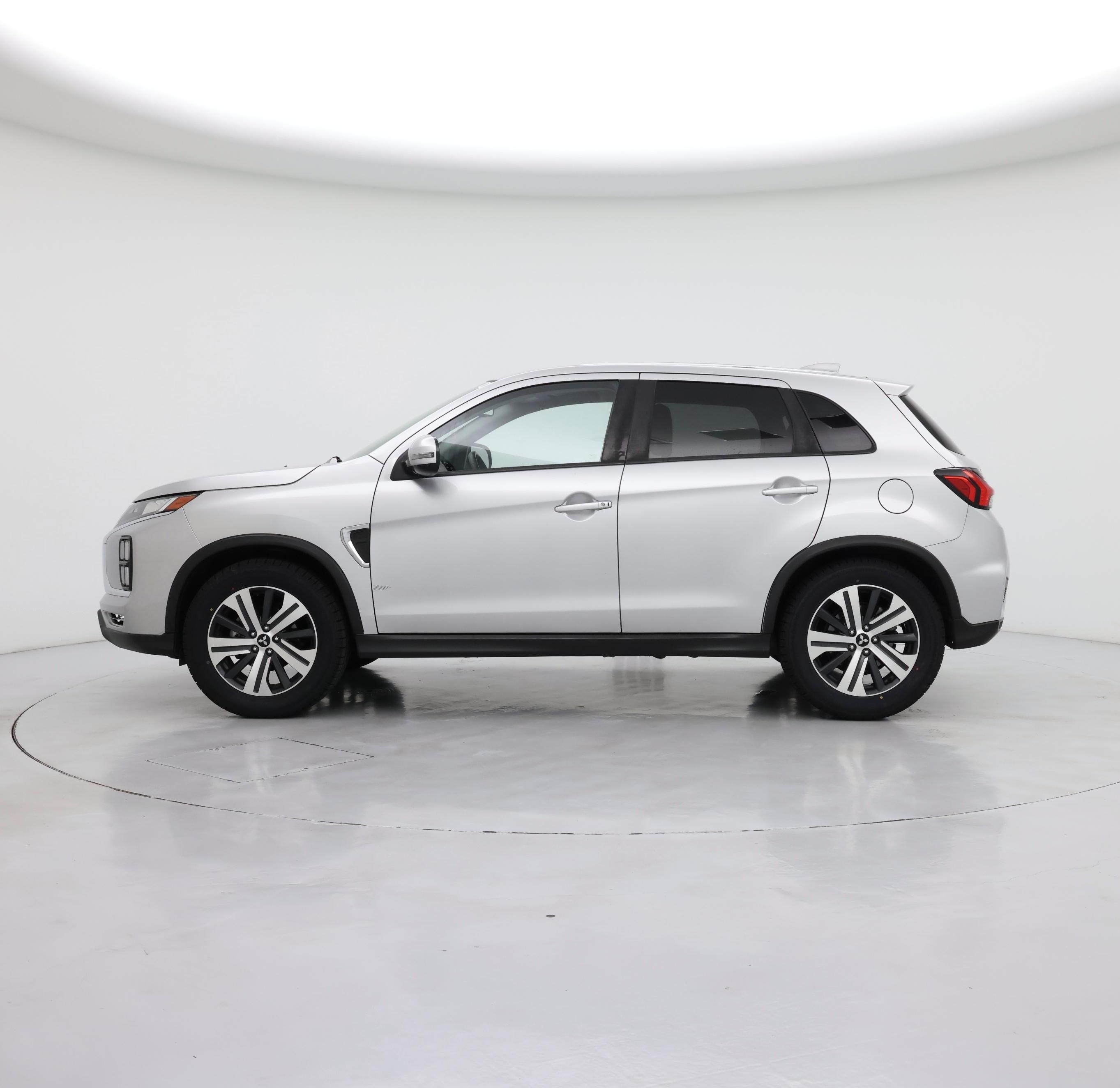 Thumbnail: 2021 Mitsubishi Outlander Sport - 3