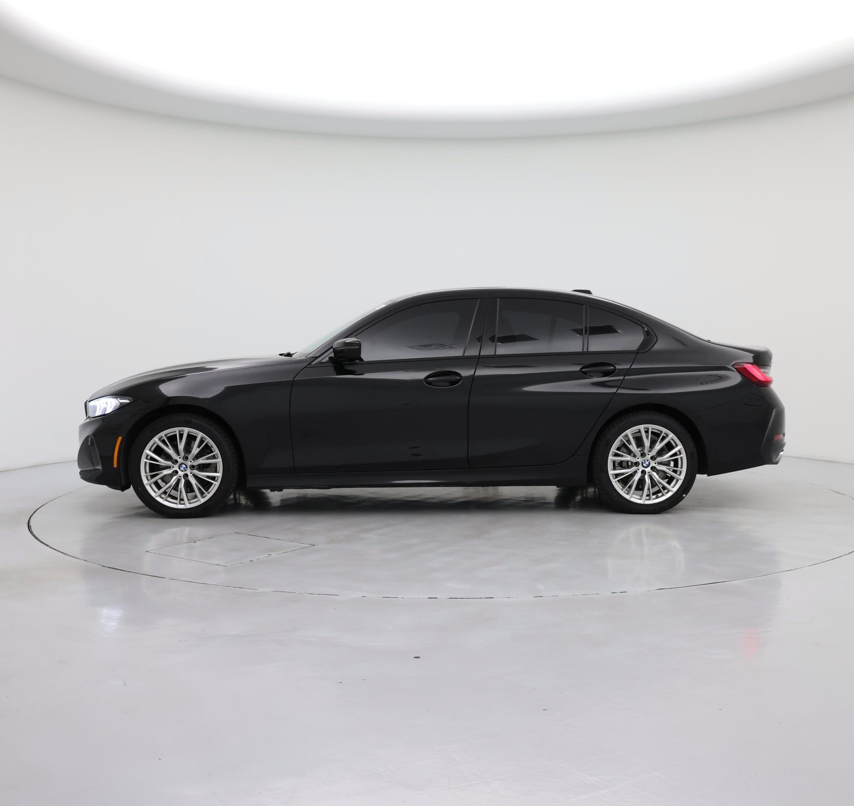 Thumbnail: 2023 BMW 3 Series - 3