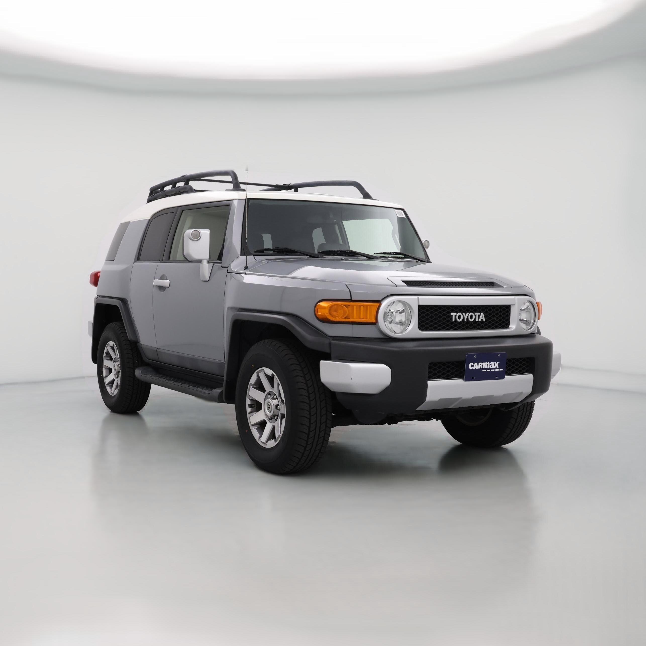 Thumbnail: 2014 Toyota FJ Cruiser - 1
