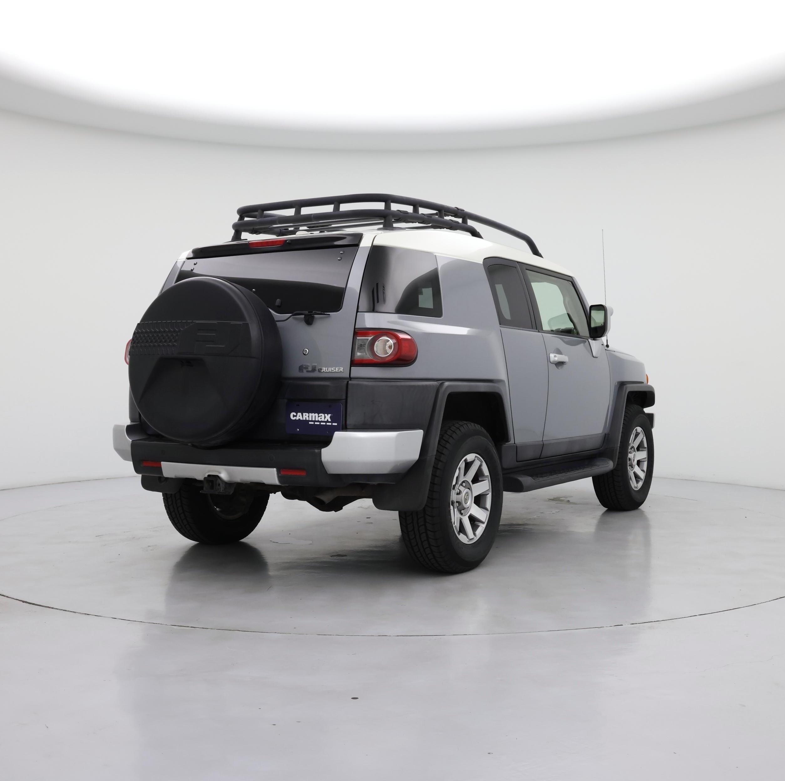 Thumbnail: 2014 Toyota FJ Cruiser - 8