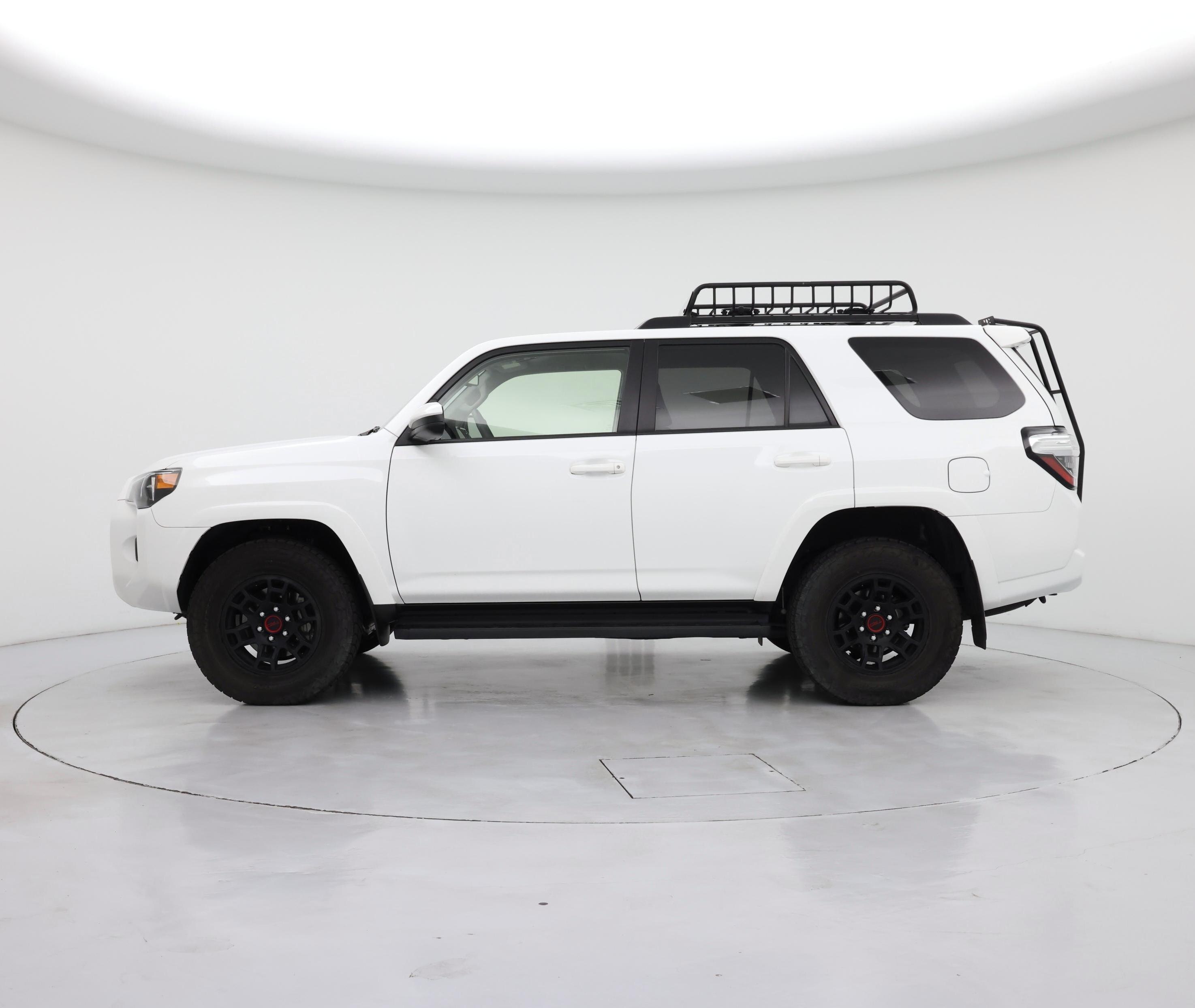 Thumbnail: 2022 Toyota 4Runner - 3