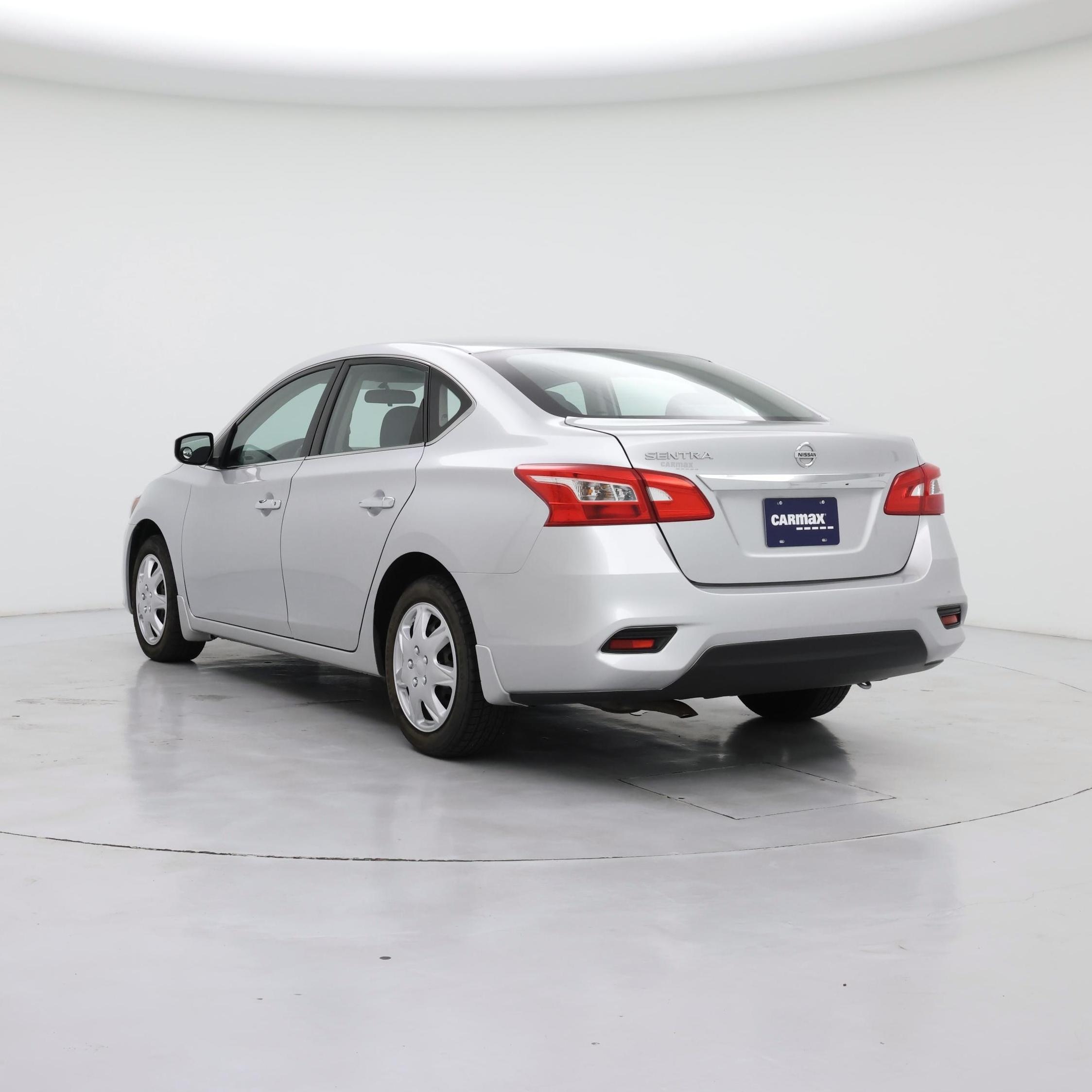 Thumbnail: 2017 Nissan Sentra - 2