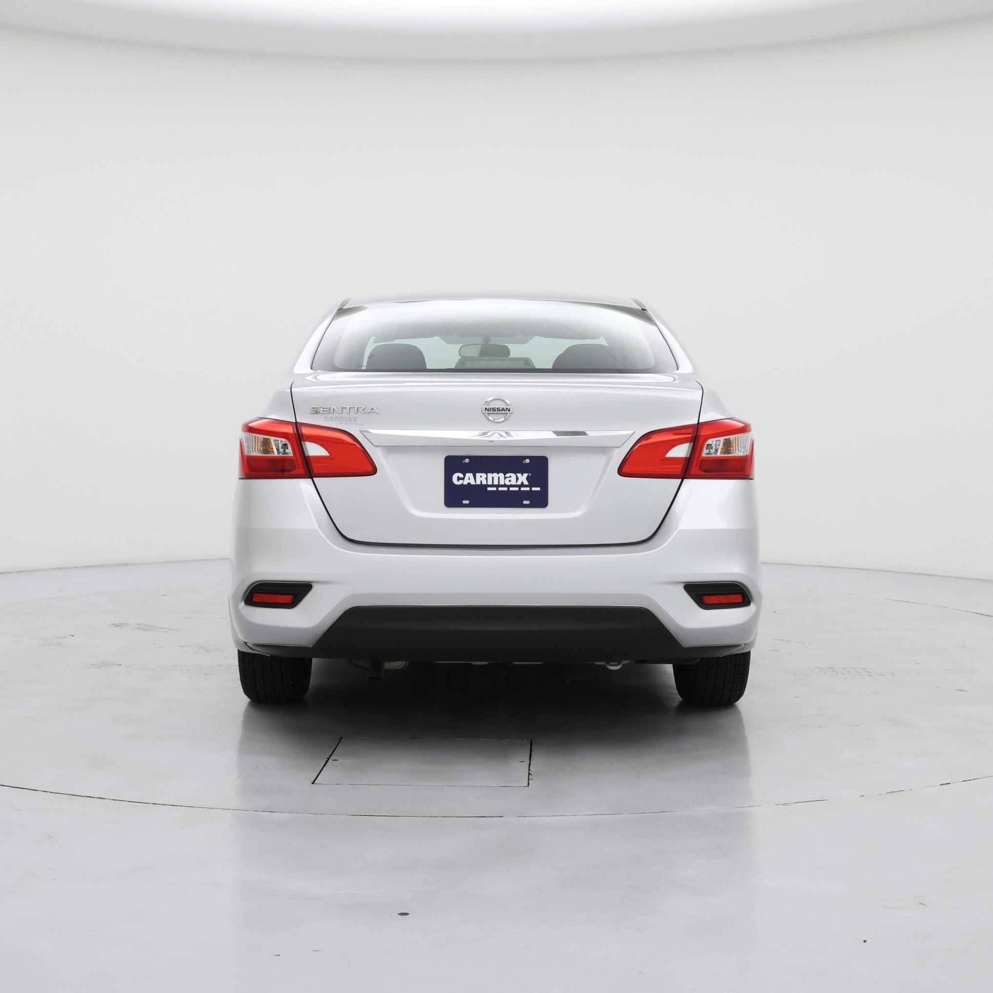 Thumbnail: 2017 Nissan Sentra - 6