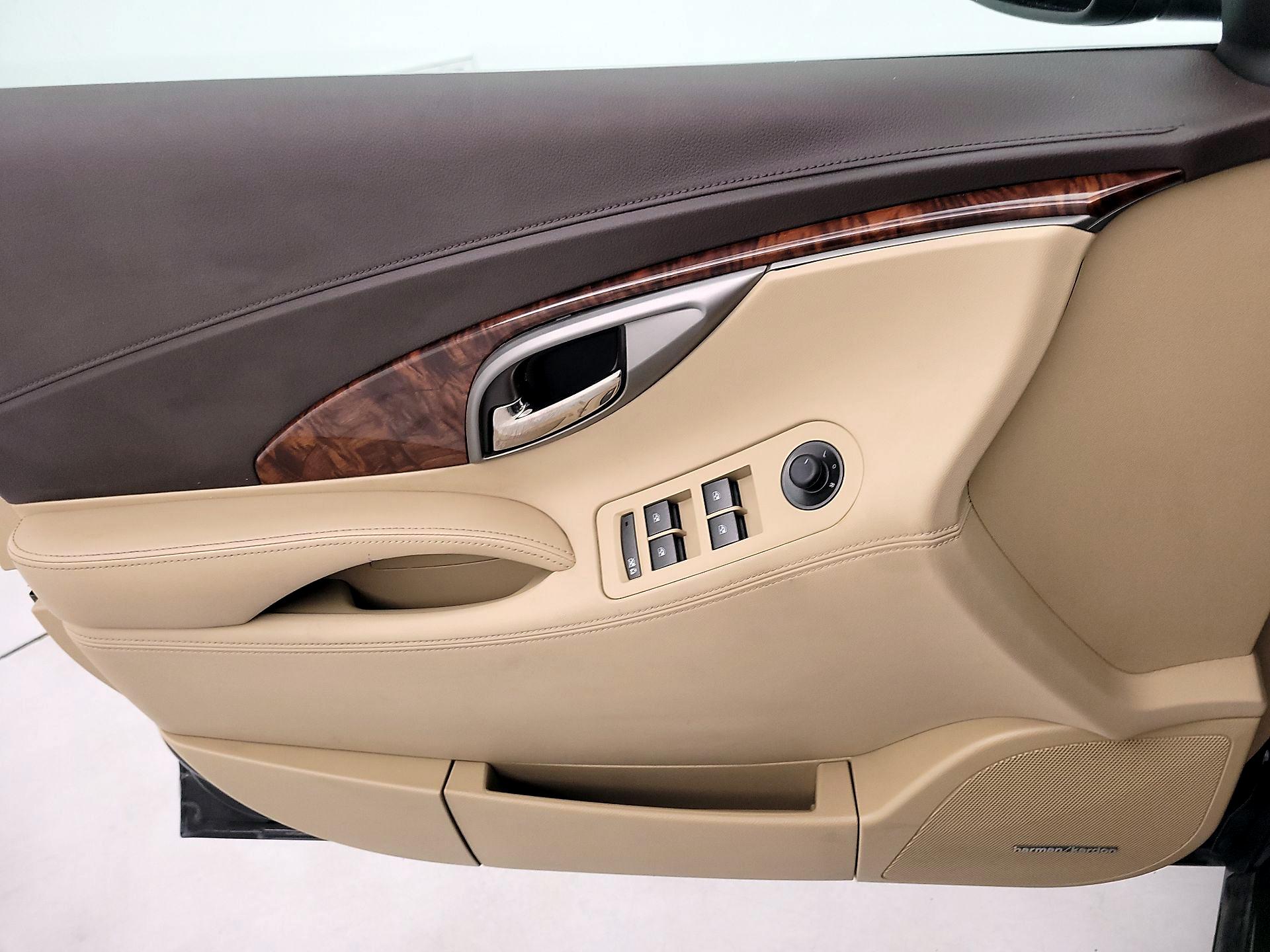 Thumbnail: 2013 Buick LaCrosse - 12