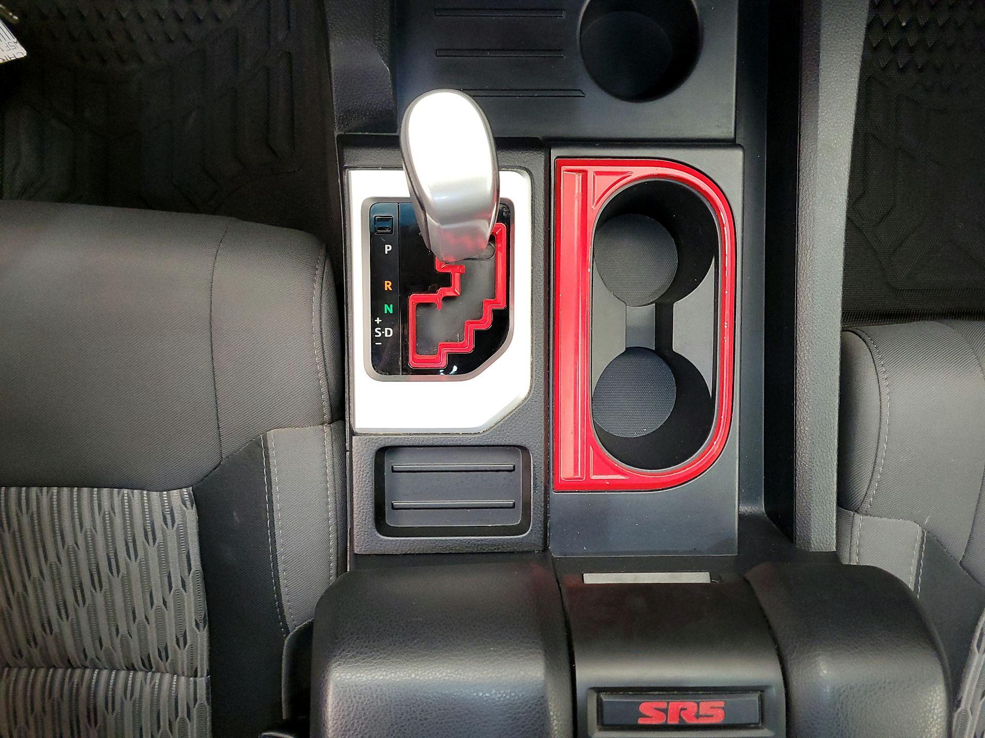 Thumbnail: 2016 Toyota Tundra - 17