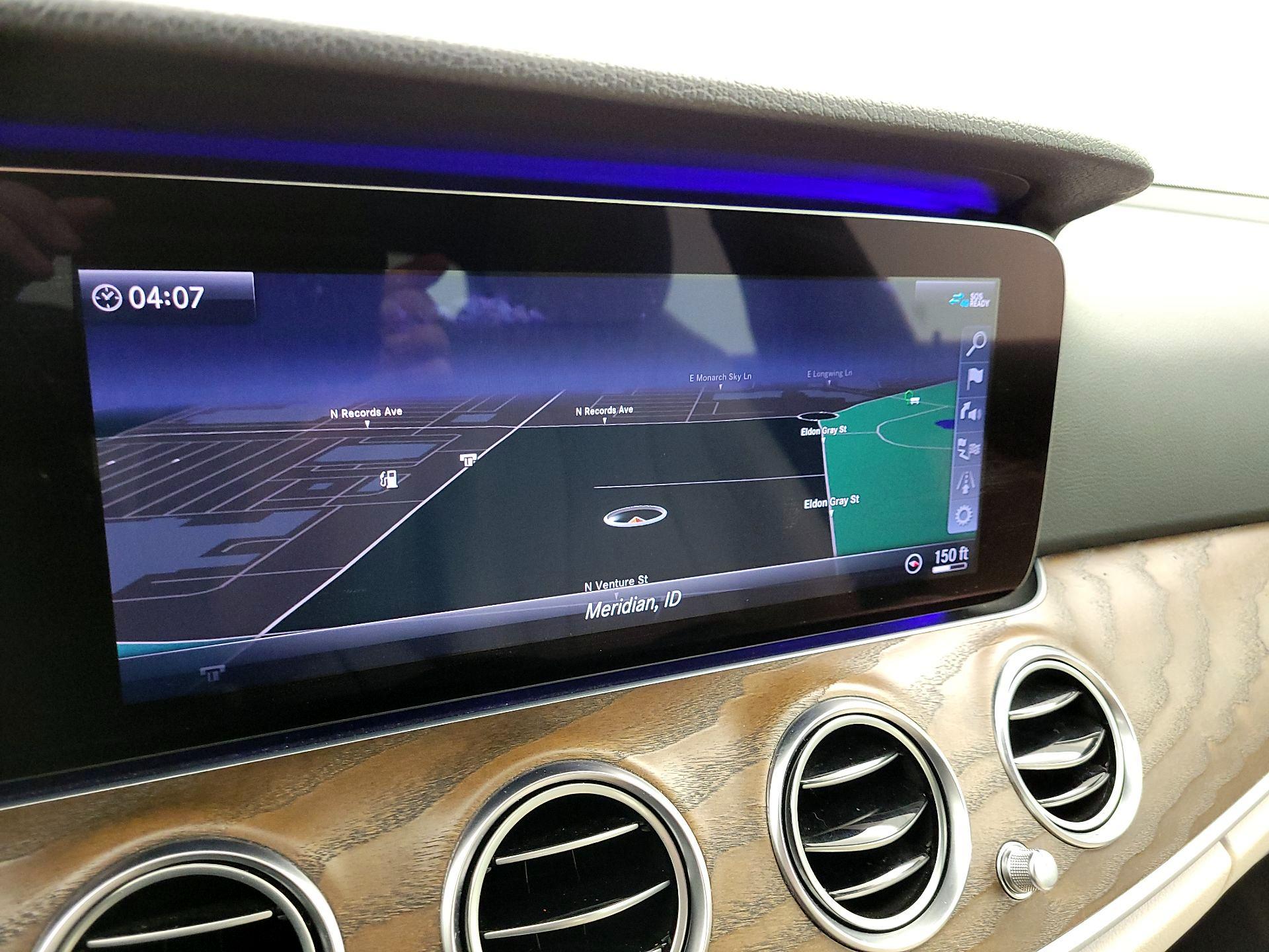 Thumbnail: 2020 Mercedes-Benz E-Class - 14