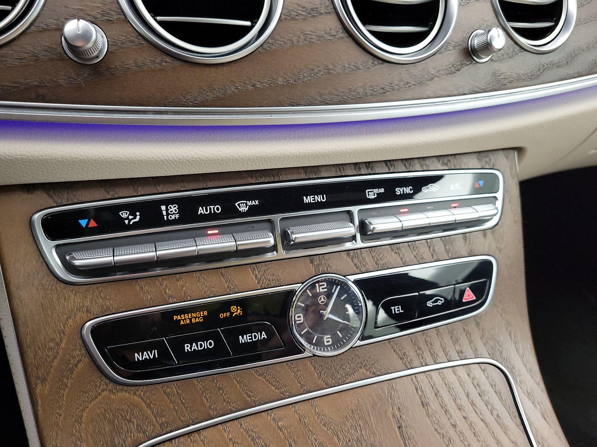 Thumbnail: 2020 Mercedes-Benz E-Class - 17