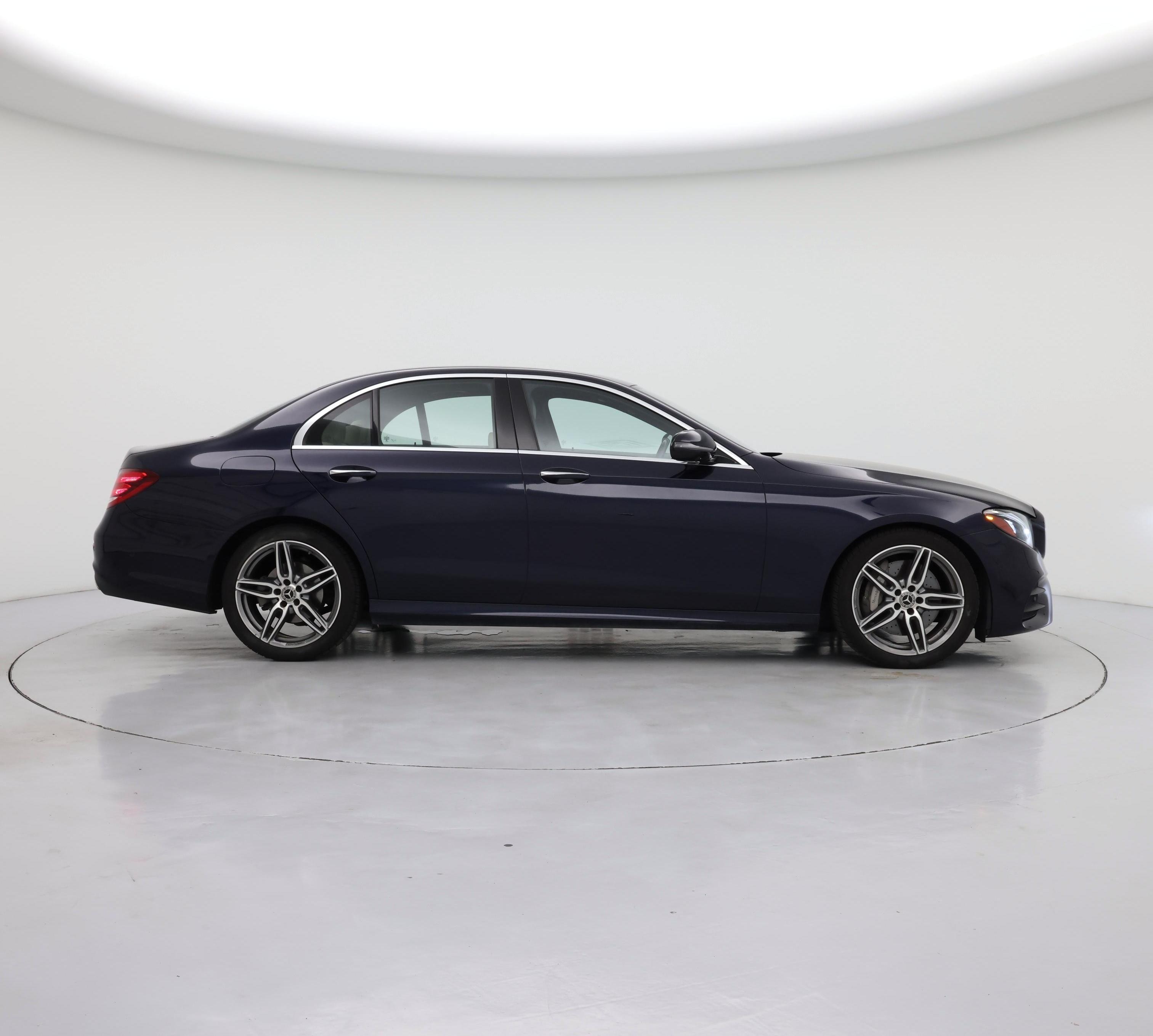 Thumbnail: 2020 Mercedes-Benz E-Class - 7