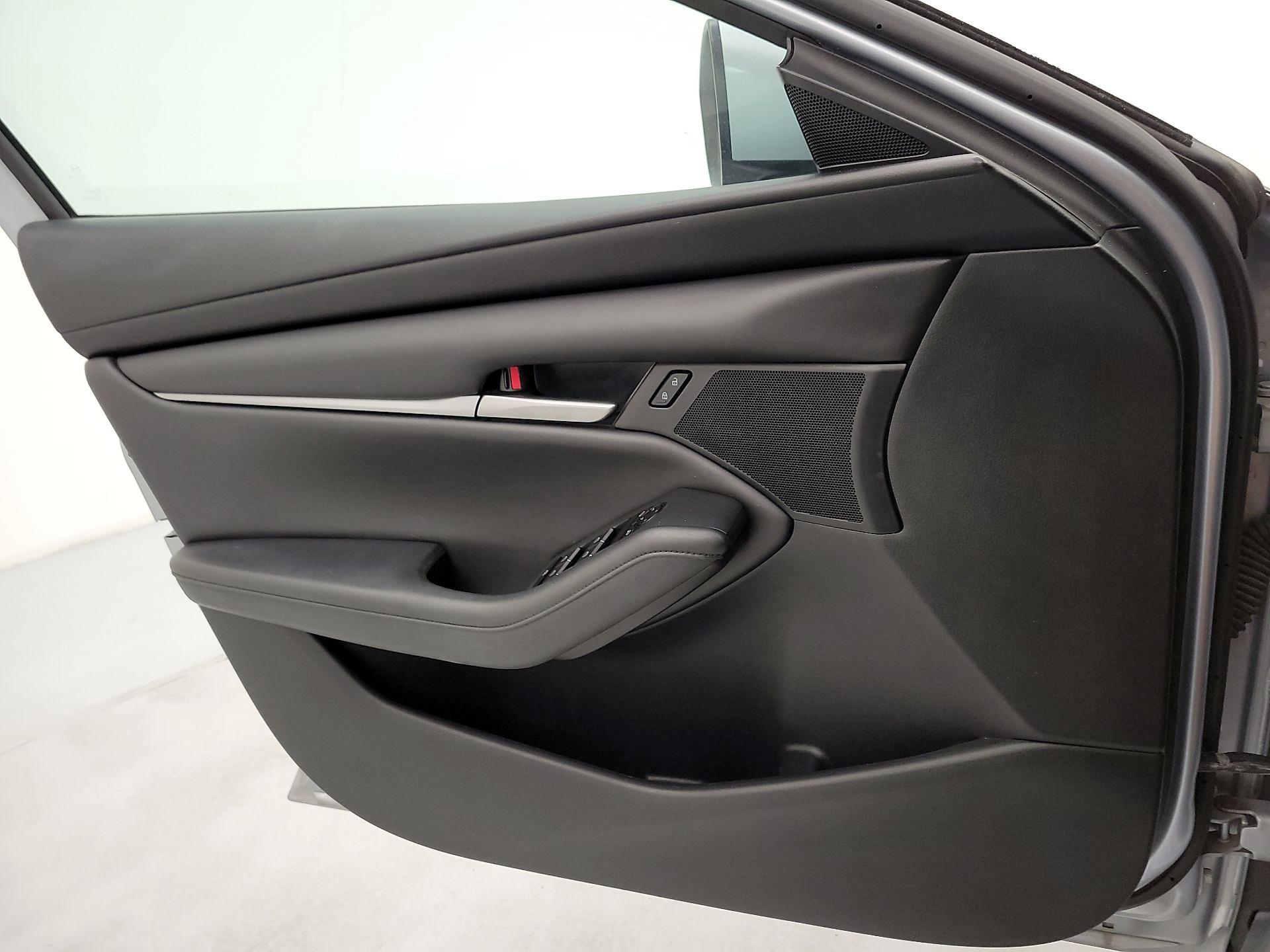 Thumbnail: 2020 Mazda Mazda3 - 12