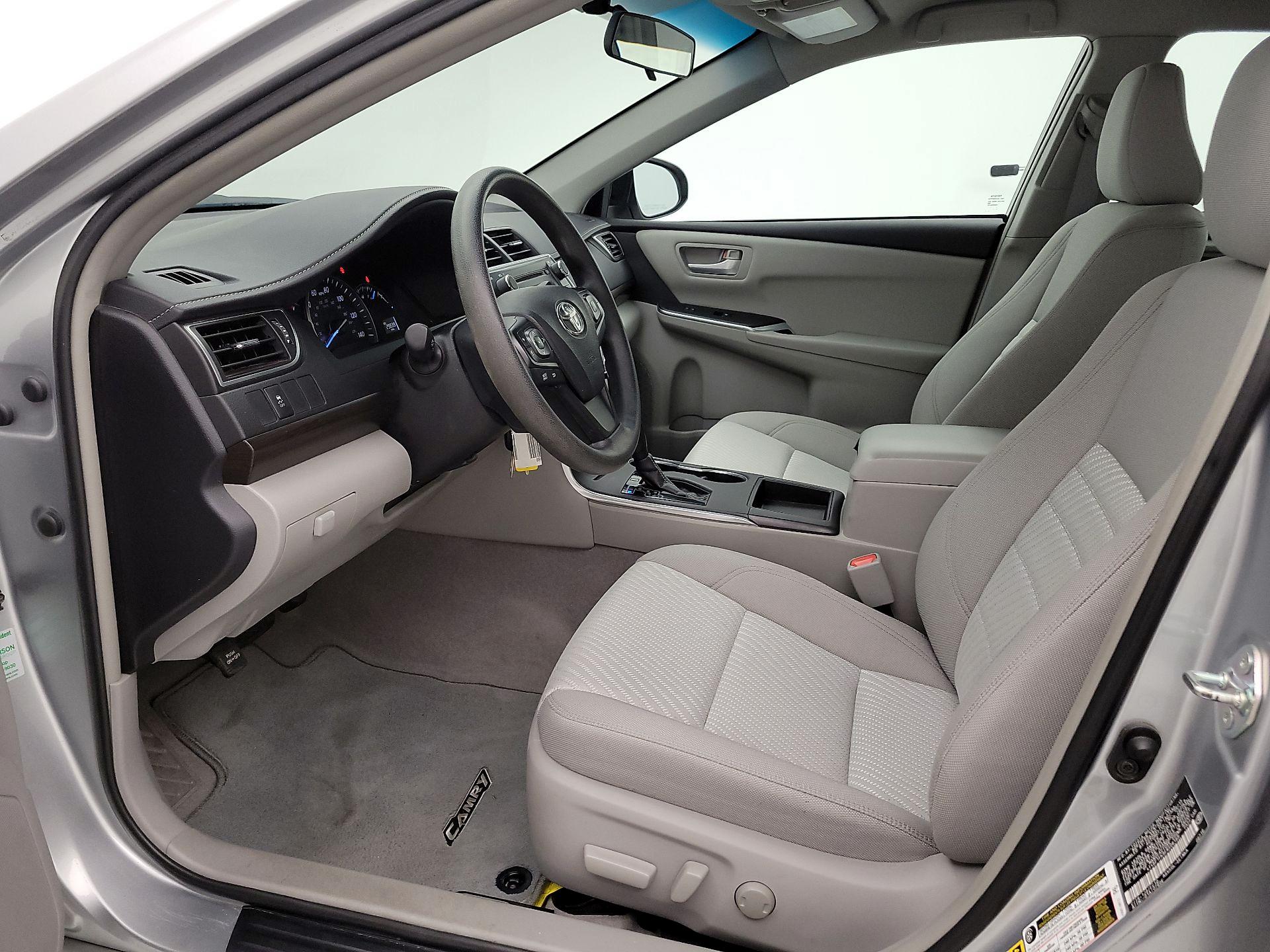 Thumbnail: 2015 Toyota Camry - 11