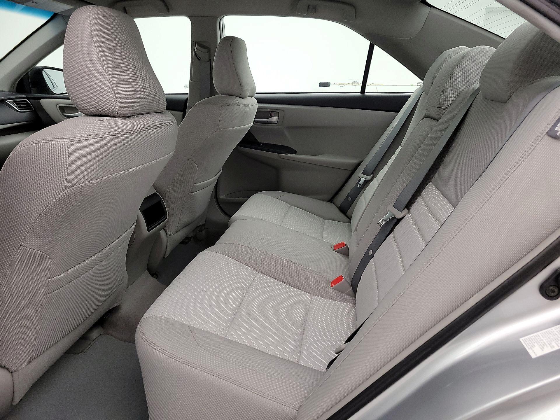 Thumbnail: 2015 Toyota Camry - 19