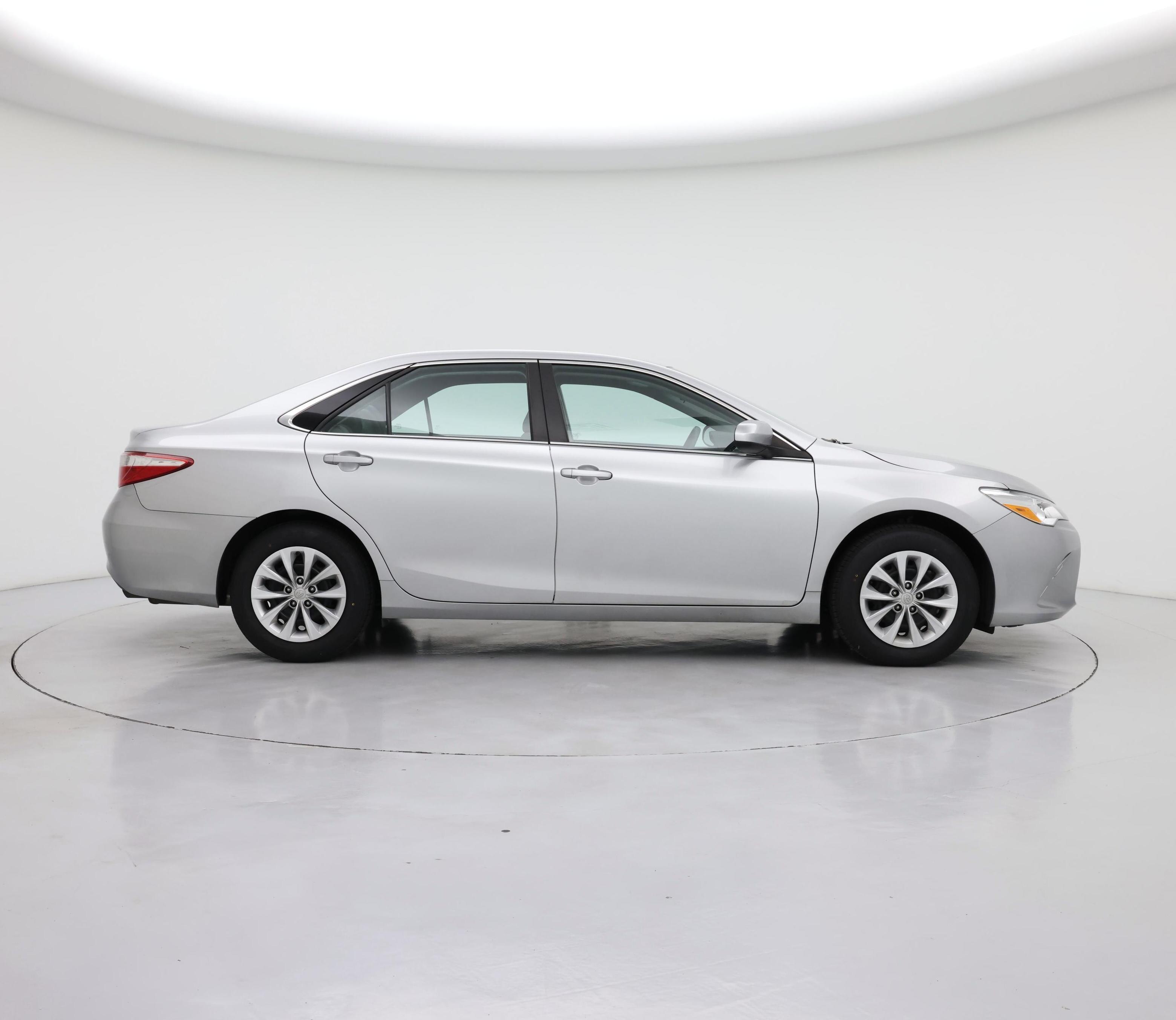 Thumbnail: 2015 Toyota Camry - 7