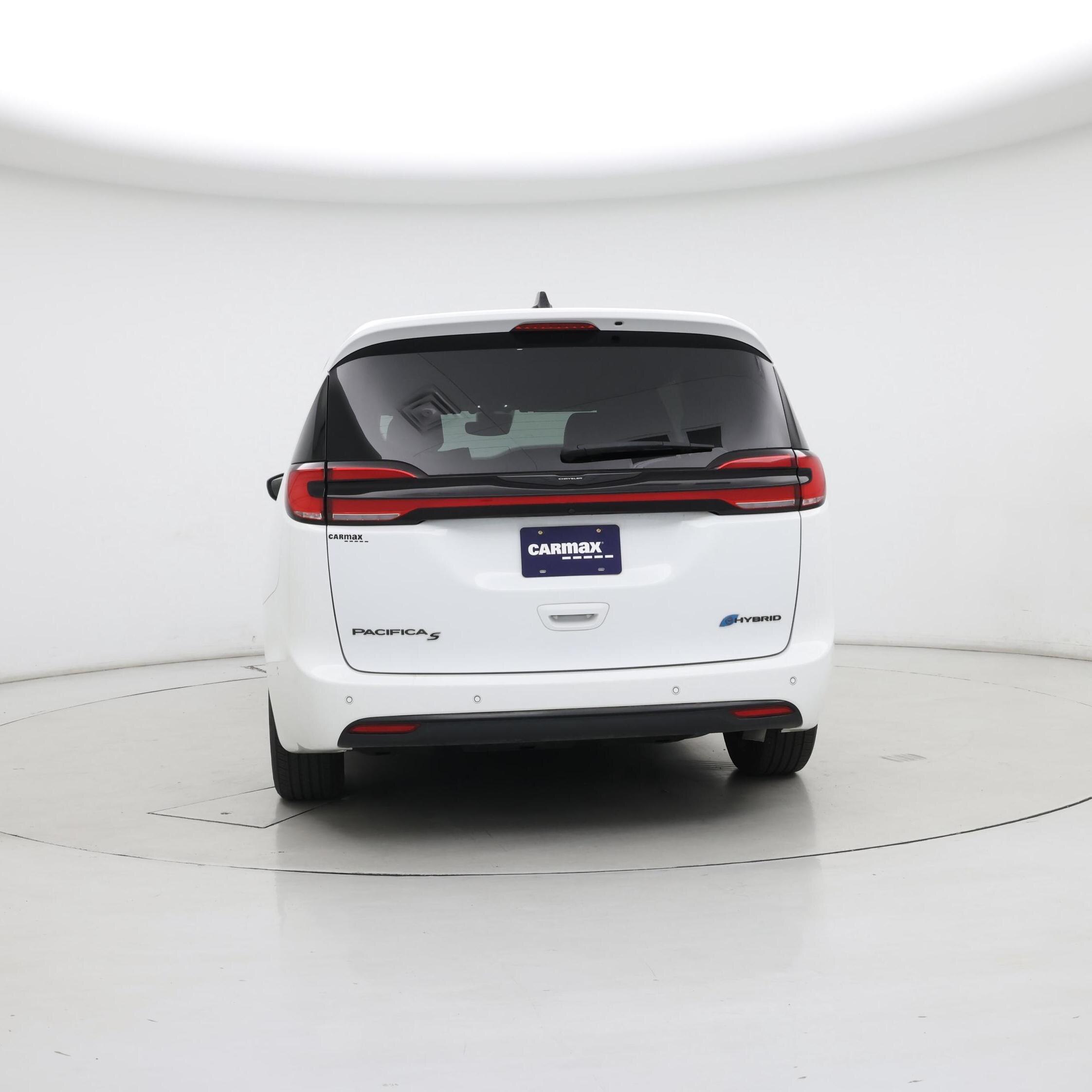 Thumbnail: 2023 Chrysler Pacifica - 6