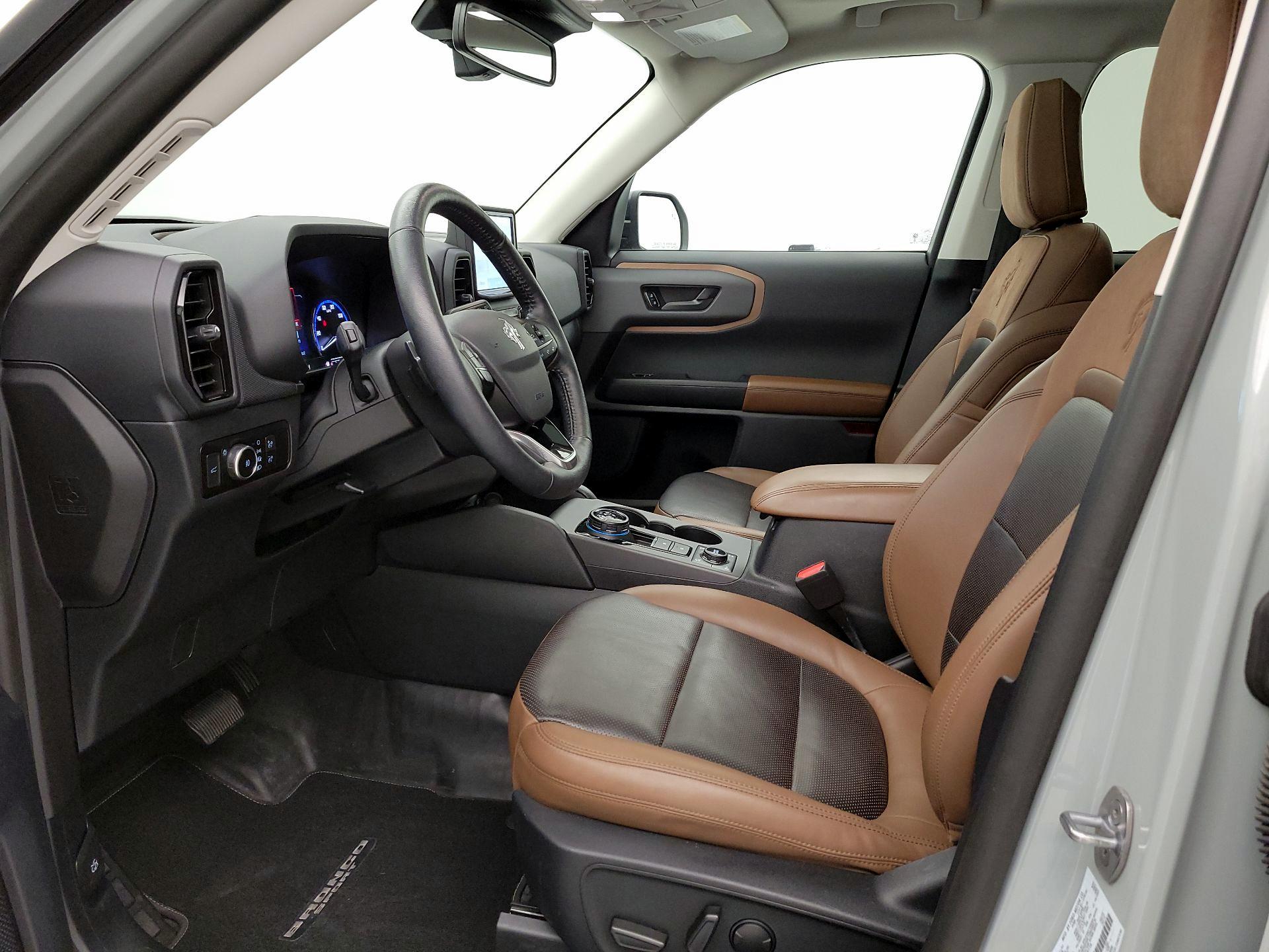 Thumbnail: 2022 Ford Bronco Sport - 11