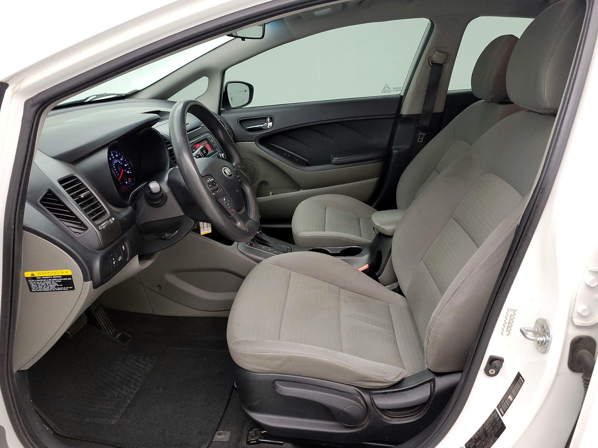 Thumbnail: 2014 Kia Forte - 11