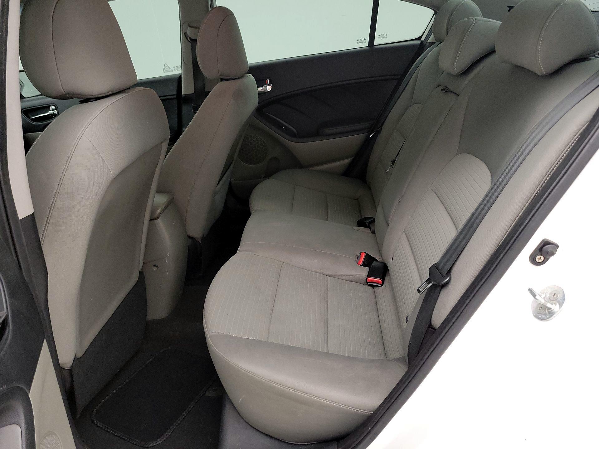 Thumbnail: 2014 Kia Forte - 18