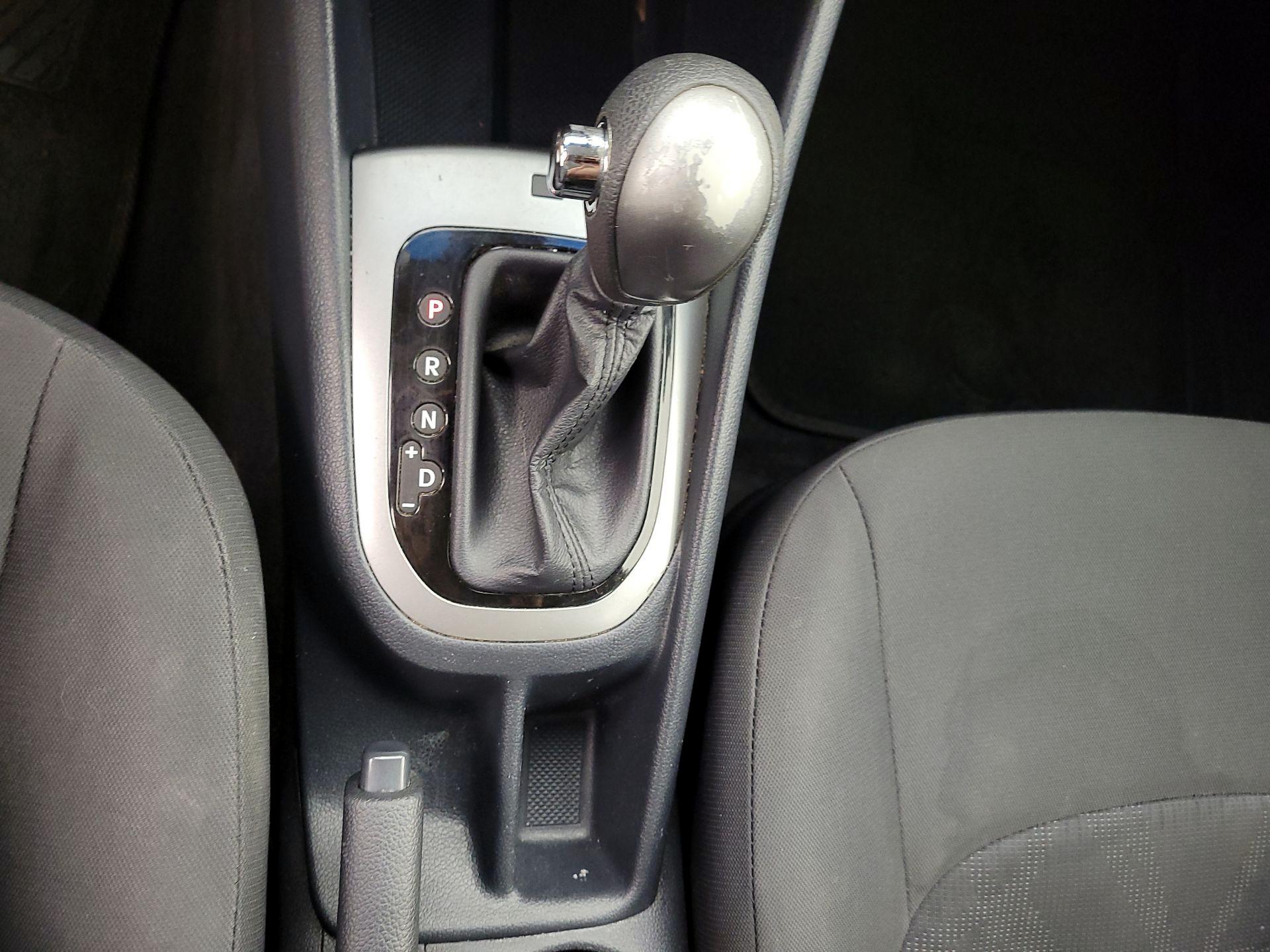 Thumbnail: 2013 Kia Rio - 15