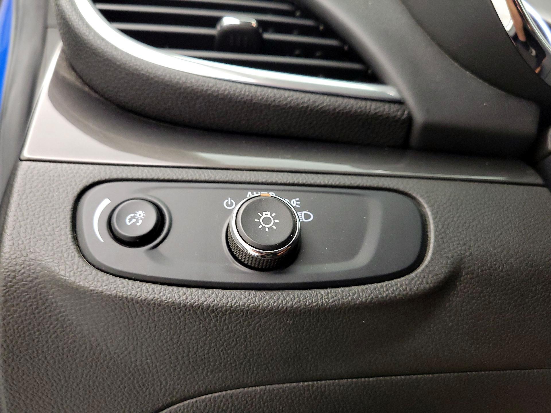 Thumbnail: 2017 Buick Encore - 13