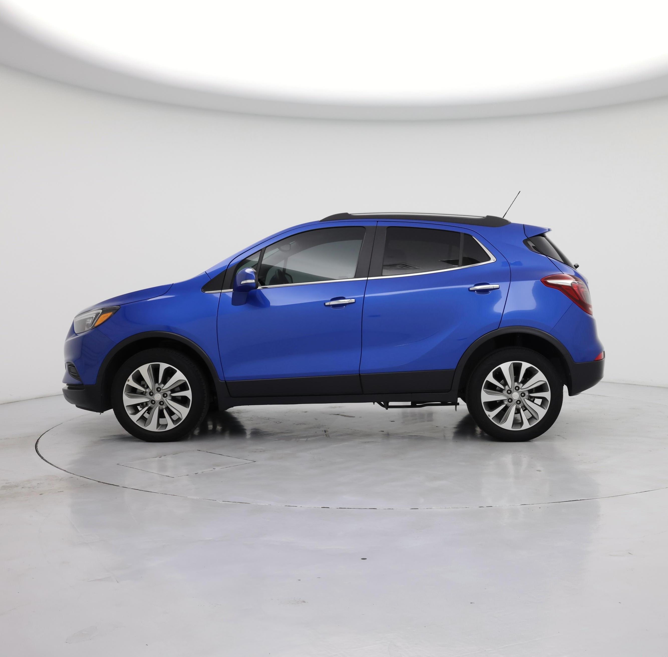 Thumbnail: 2017 Buick Encore - 3