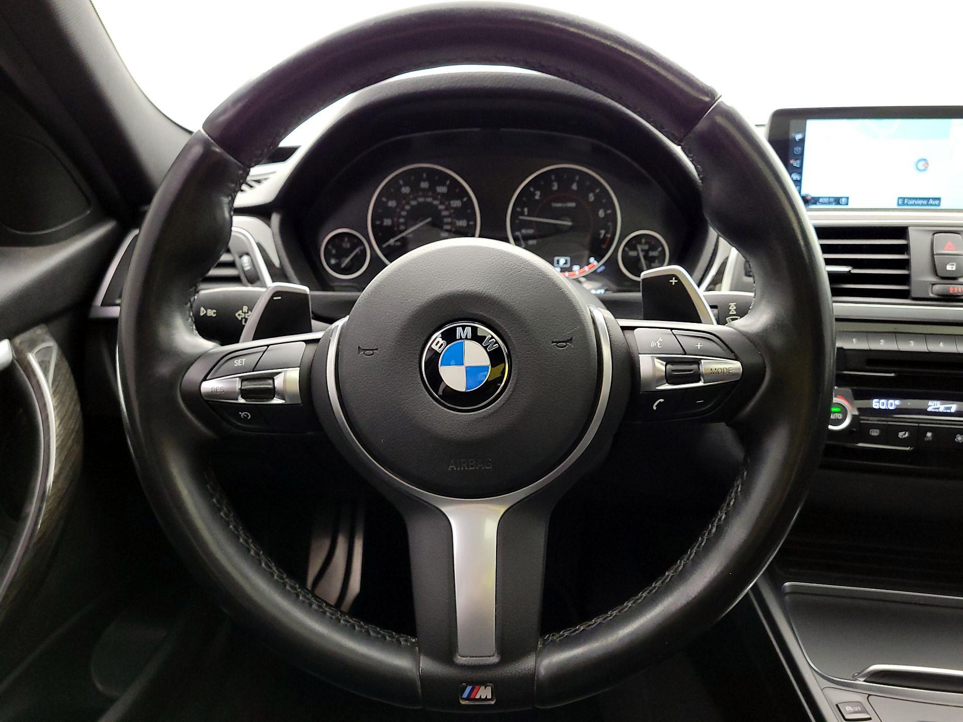 Thumbnail: 2017 BMW 3 Series - 10