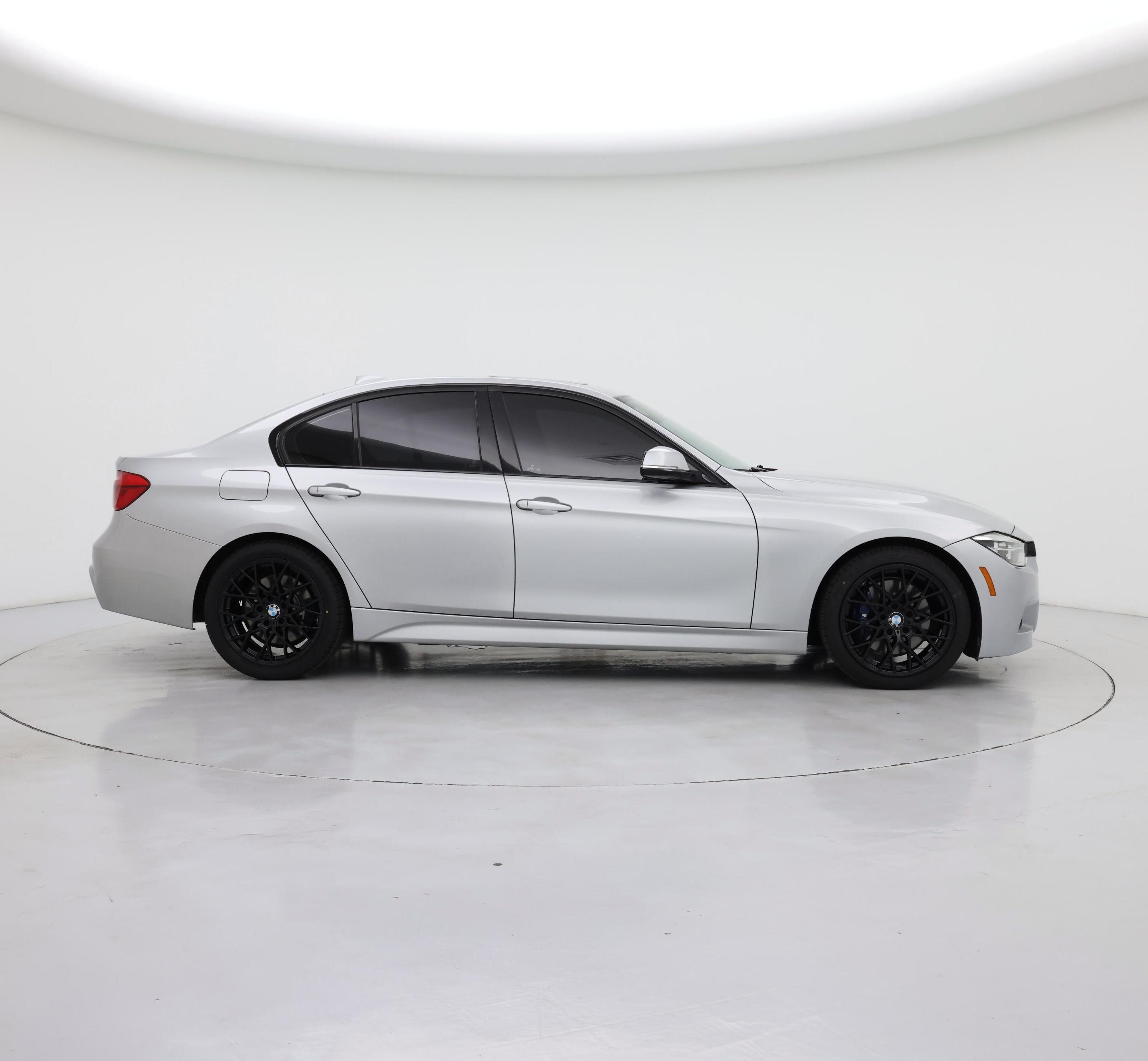 Thumbnail: 2017 BMW 3 Series - 7