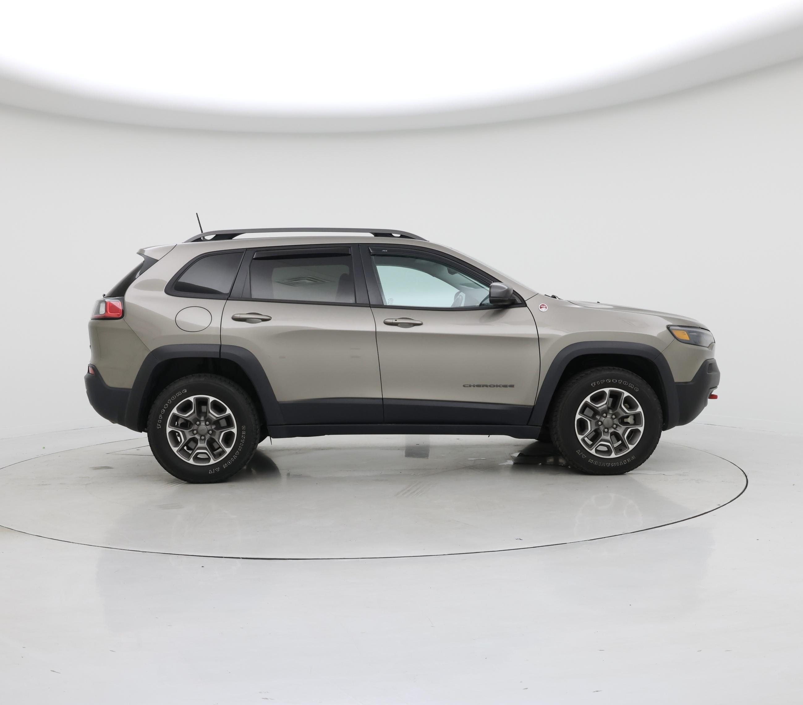 Thumbnail: 2021 Jeep Cherokee - 7