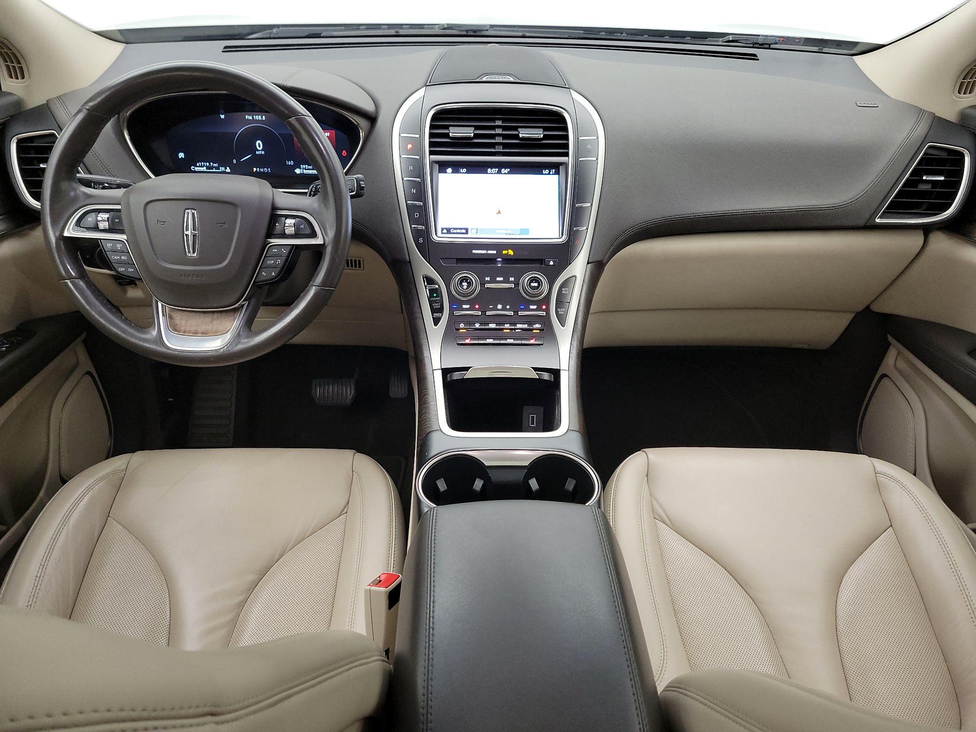Thumbnail: 2019 Lincoln Nautilus - 9