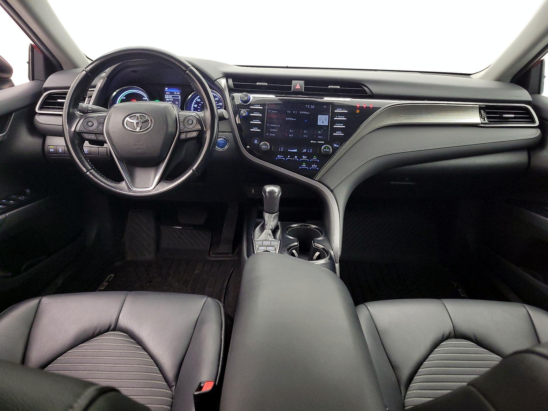 Thumbnail: 2019 Toyota Camry - 9