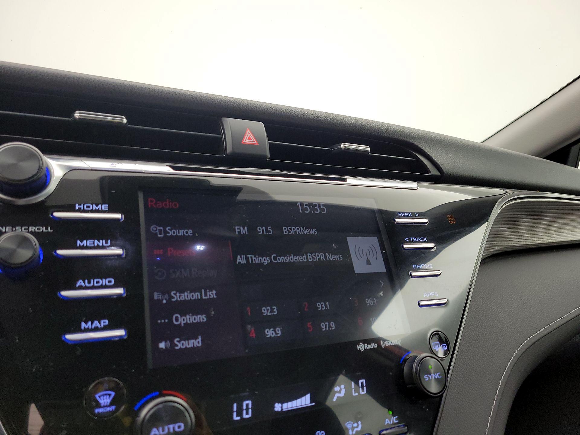 Thumbnail: 2019 Toyota Camry - 15