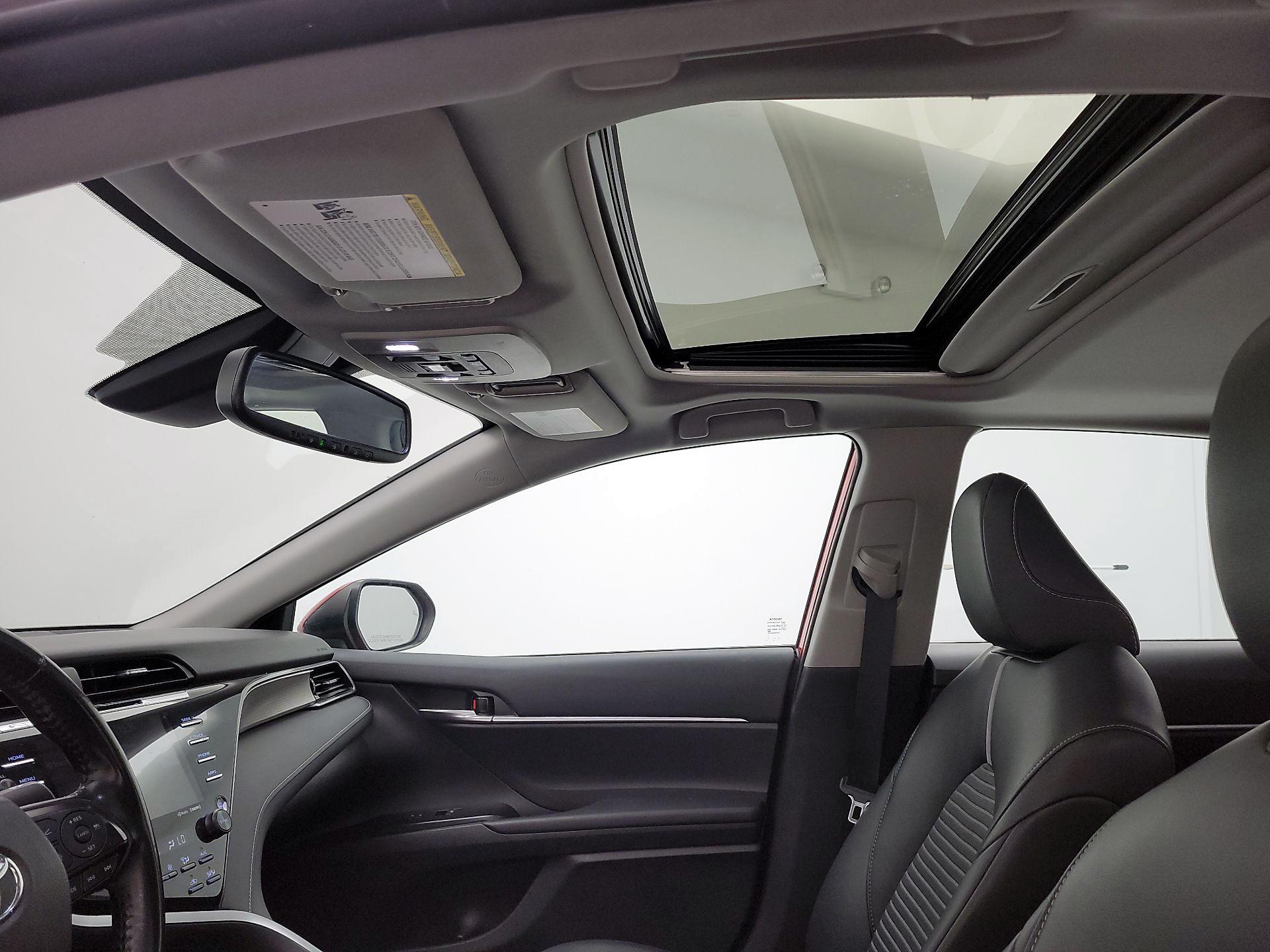 Thumbnail: 2019 Toyota Camry - 19