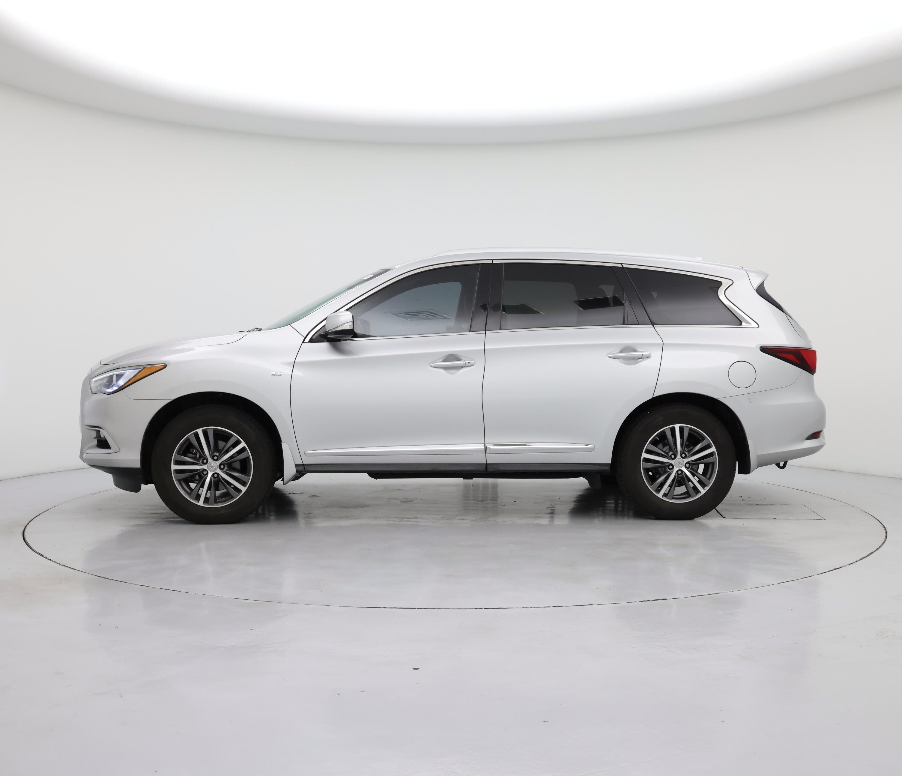 Thumbnail: 2016 INFINITI QX60 - 3