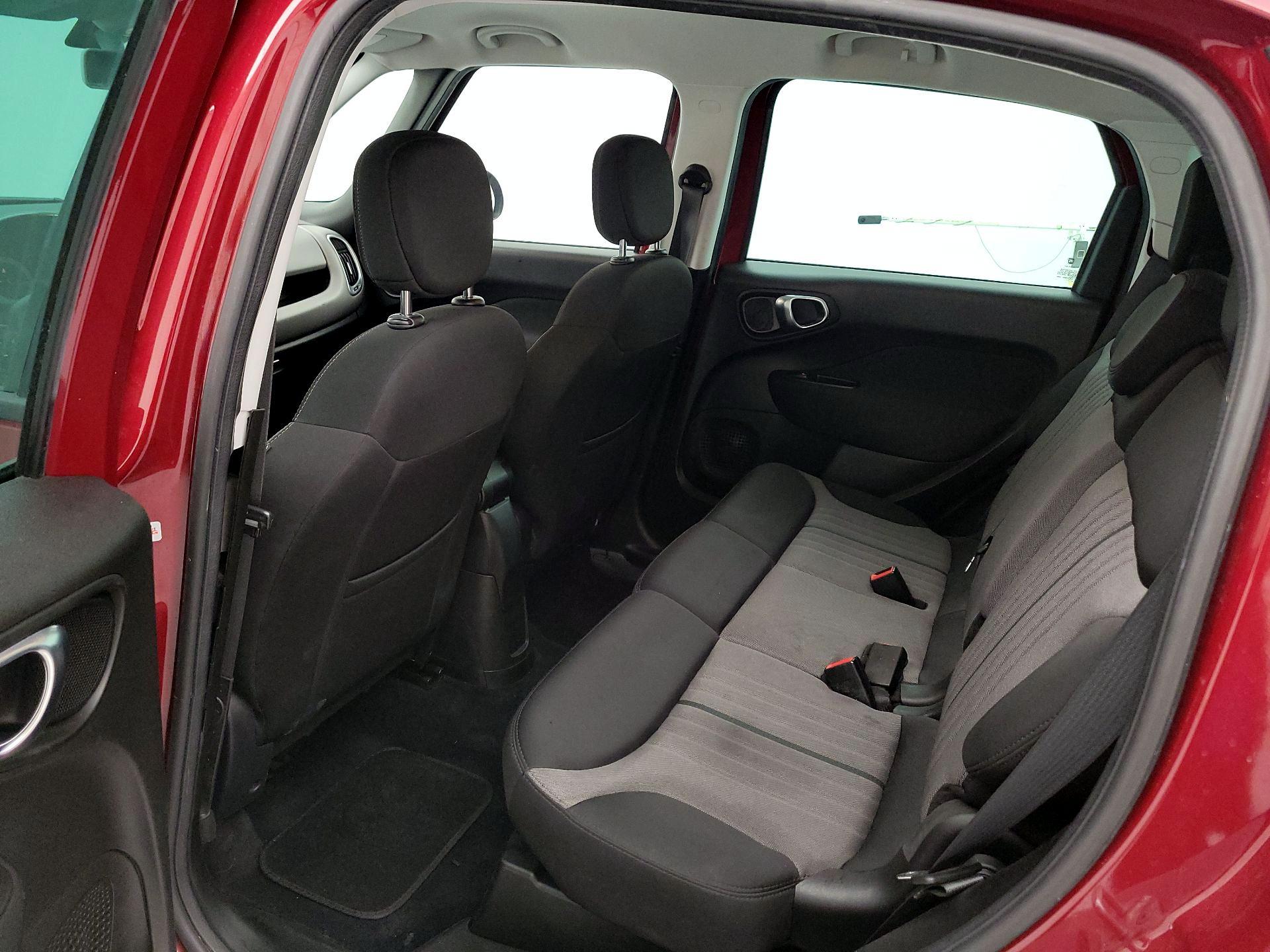 Thumbnail: 2017 Fiat 500L - 17