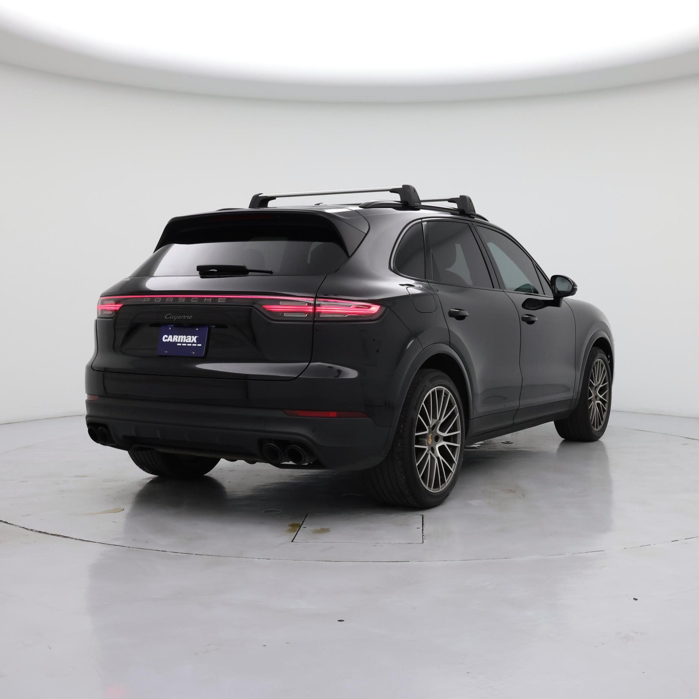 Thumbnail: 2022 Porsche Cayenne - 8