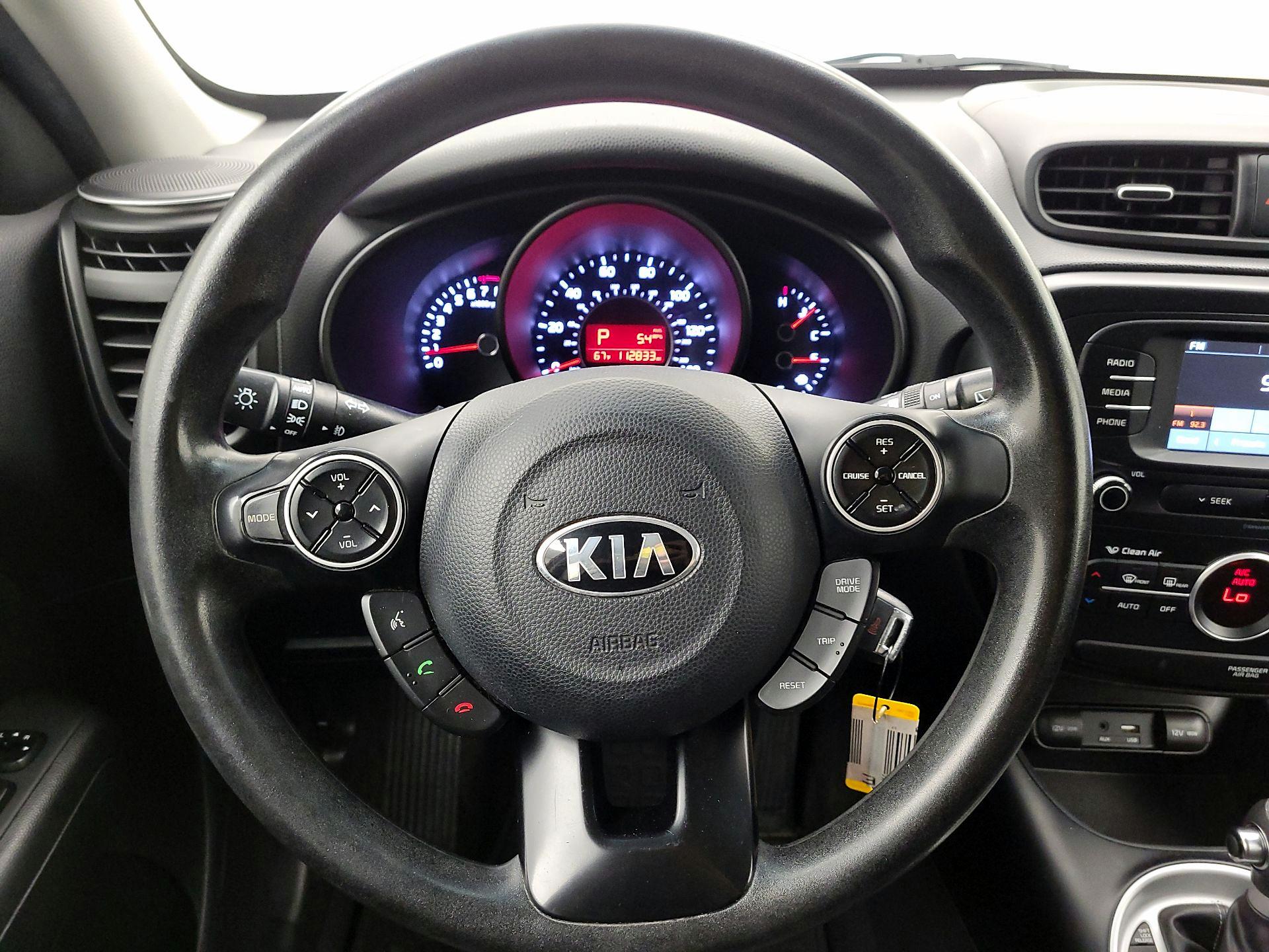 Thumbnail: 2017 Kia Soul - 10