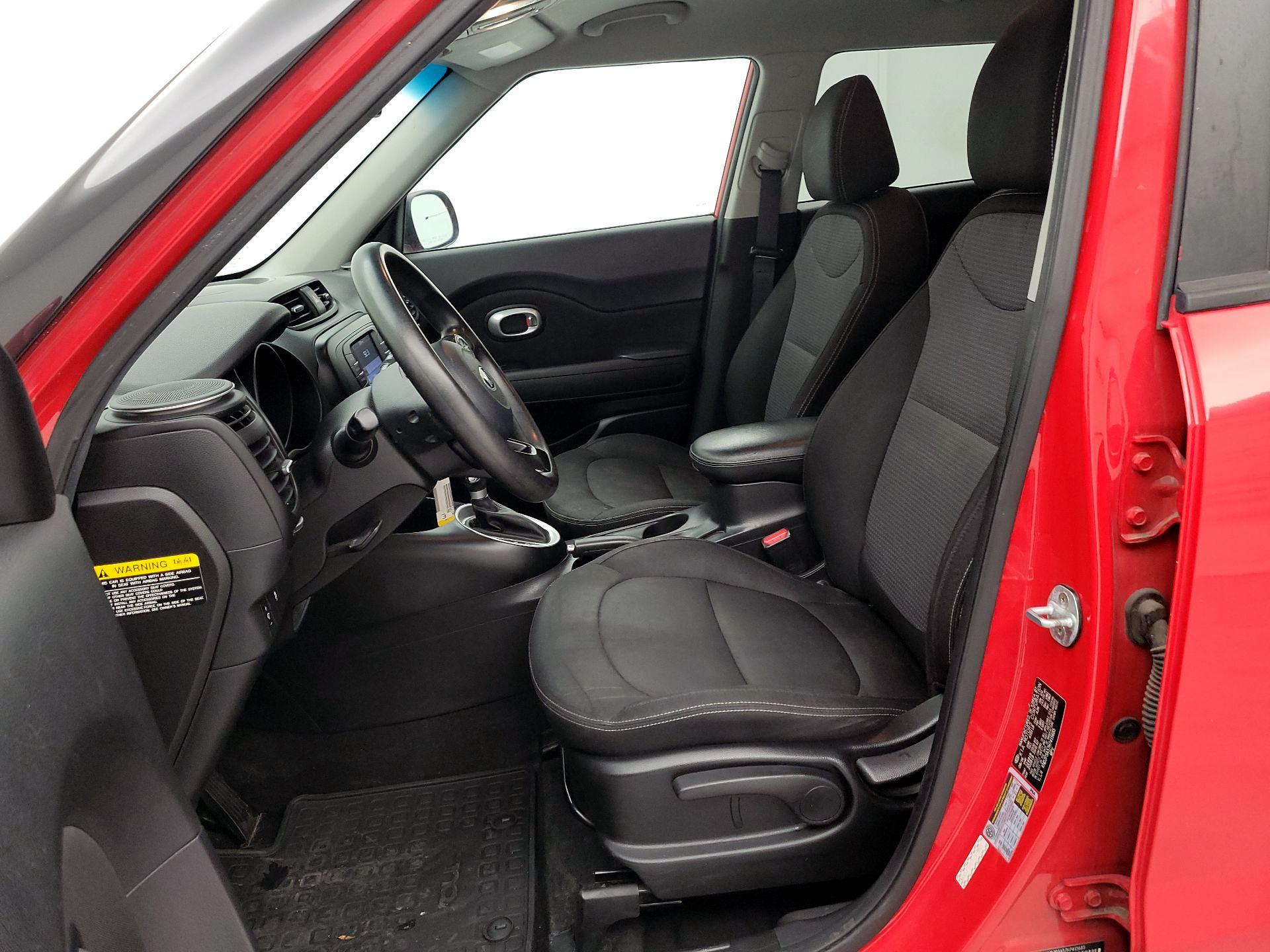 Thumbnail: 2017 Kia Soul - 11