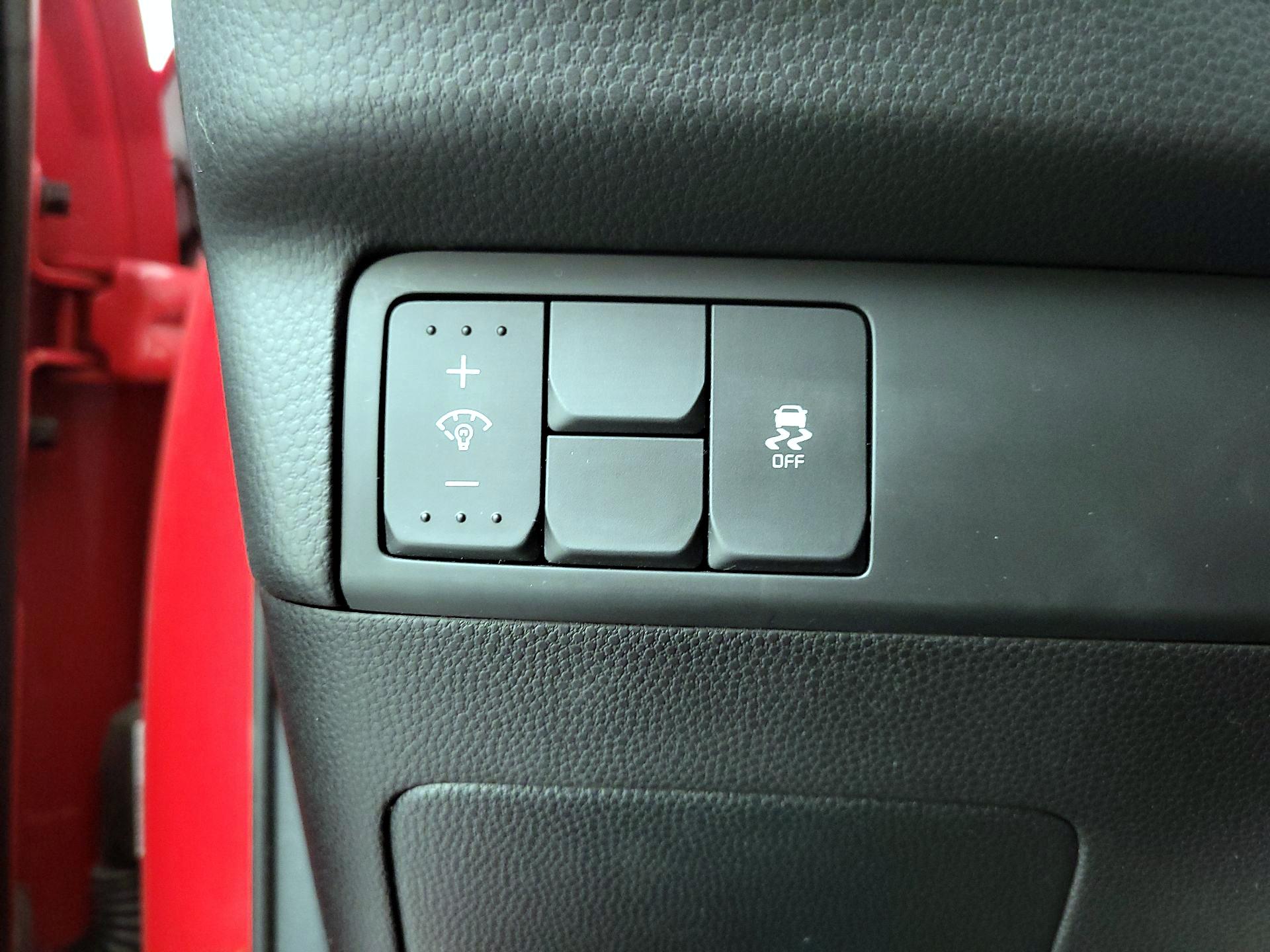 Thumbnail: 2017 Kia Soul - 13