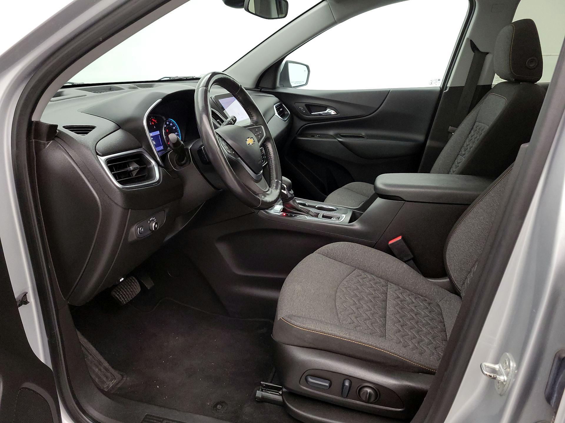 Thumbnail: 2022 Chevrolet Equinox - 11