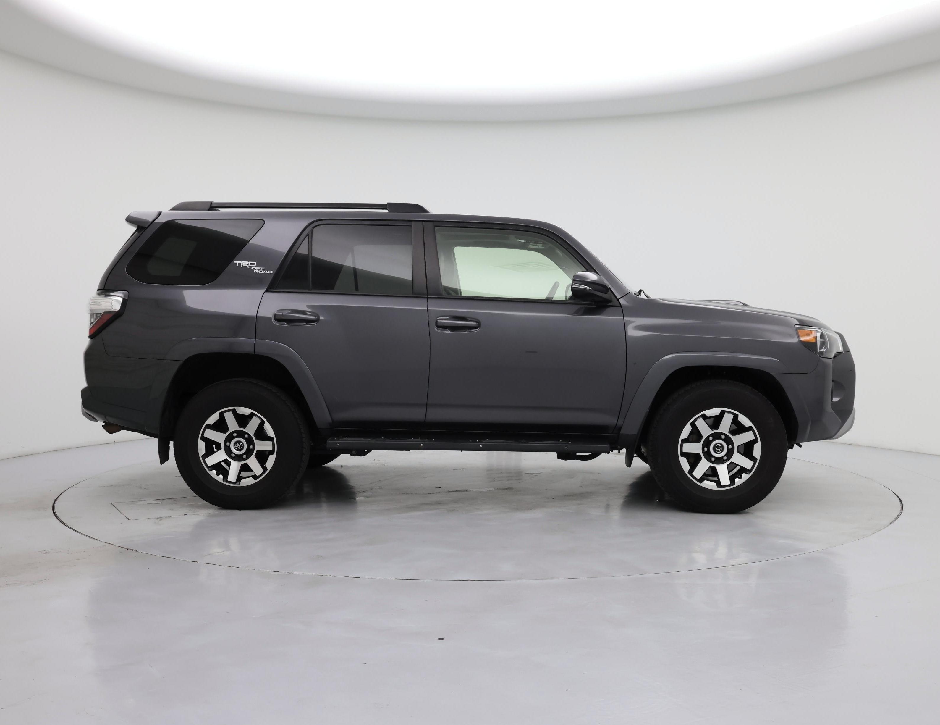 Thumbnail: 2022 Toyota 4Runner - 7