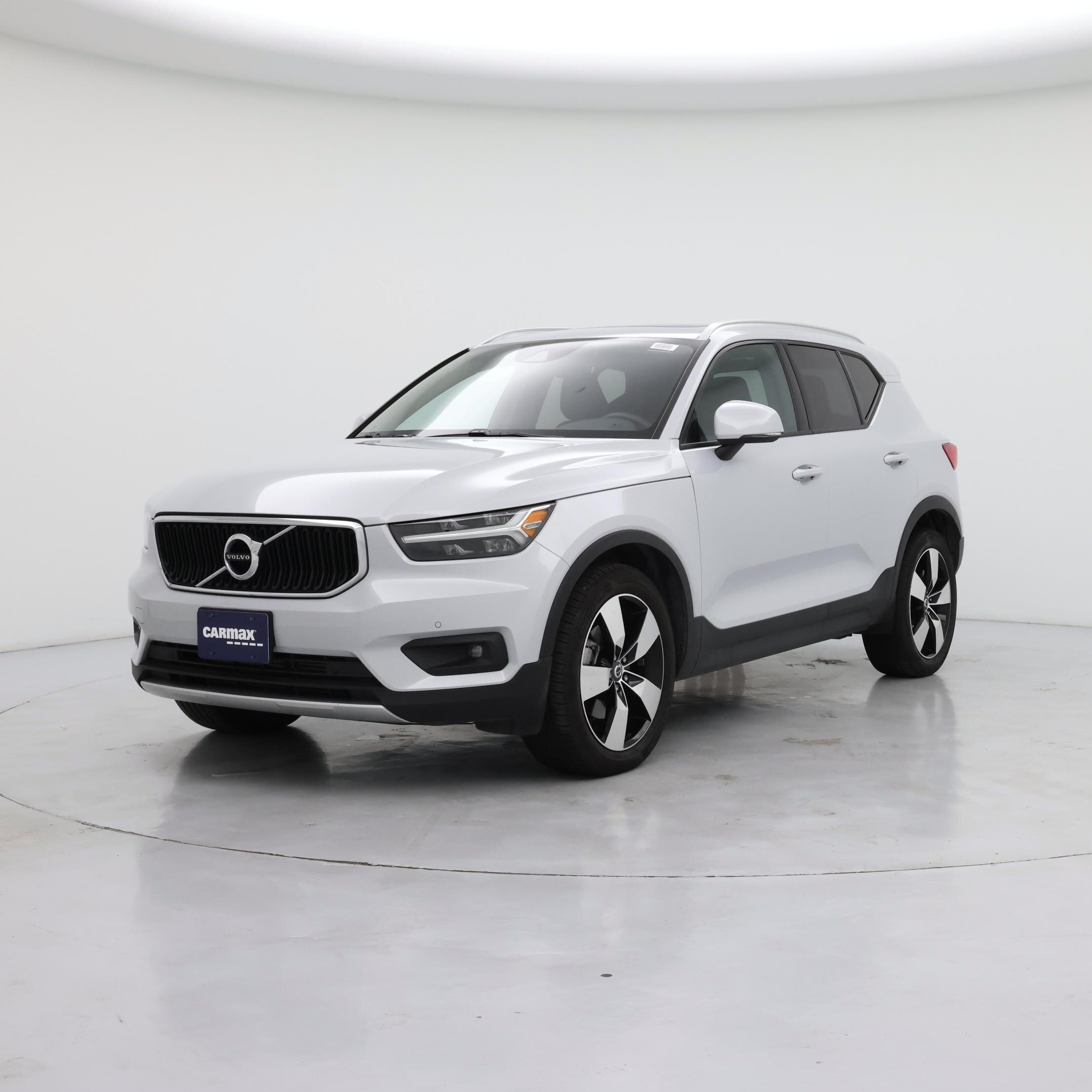 Thumbnail: 2021 Volvo XC40 - 4