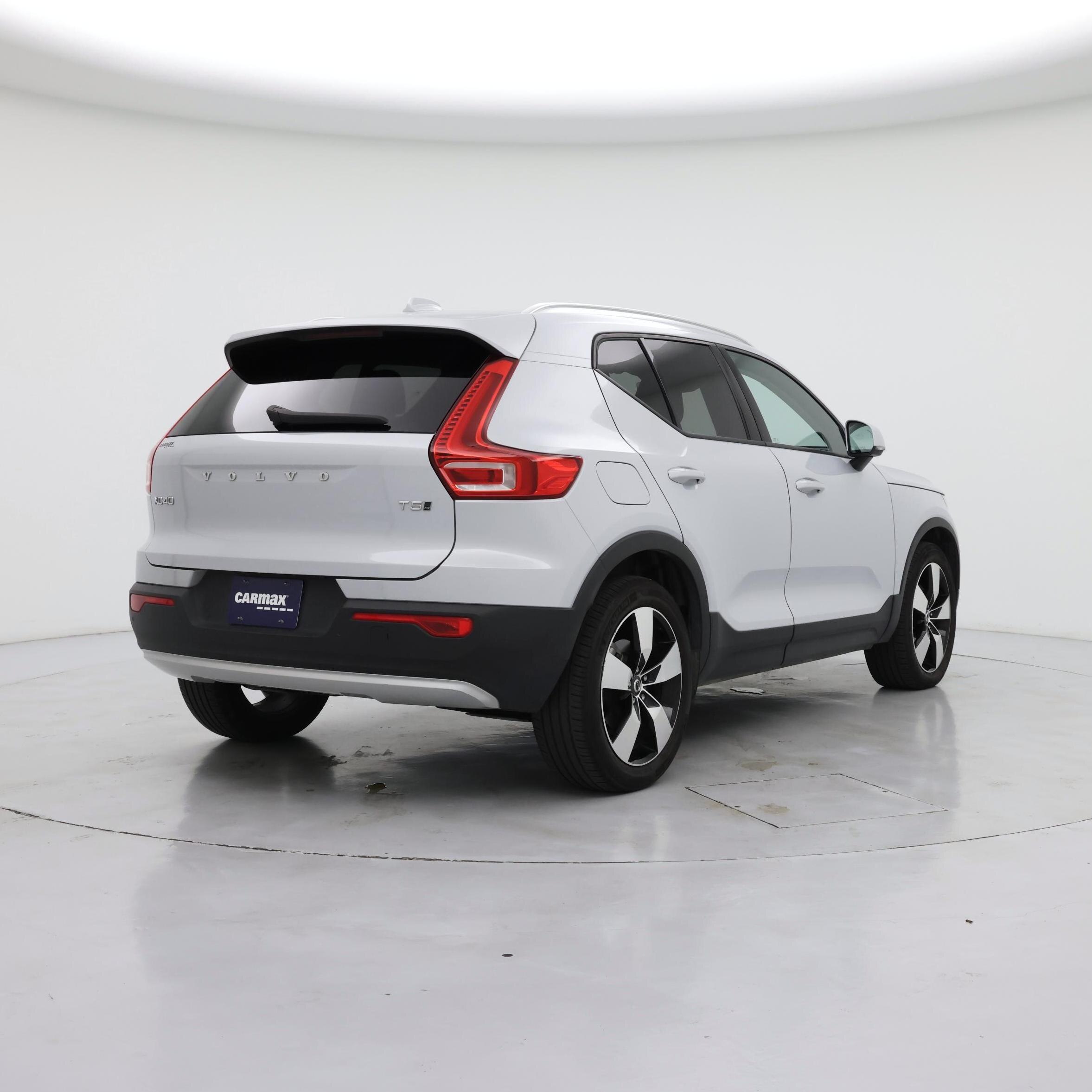 Thumbnail: 2021 Volvo XC40 - 8