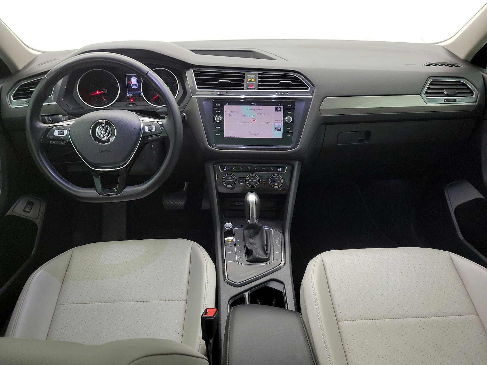 Image of 2018 Volkswagen Tiguan SEL