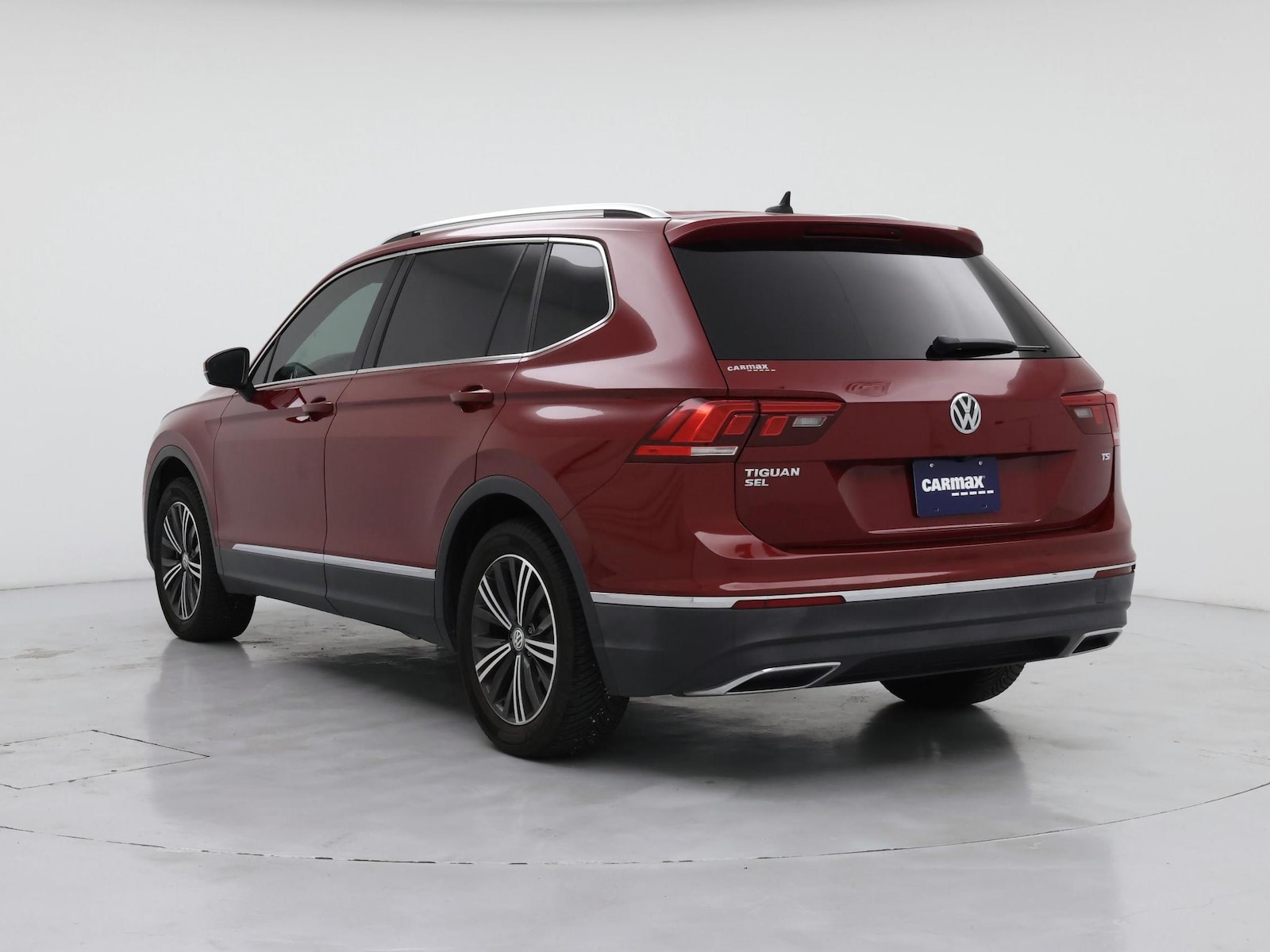 Image of 2018 Volkswagen Tiguan SEL