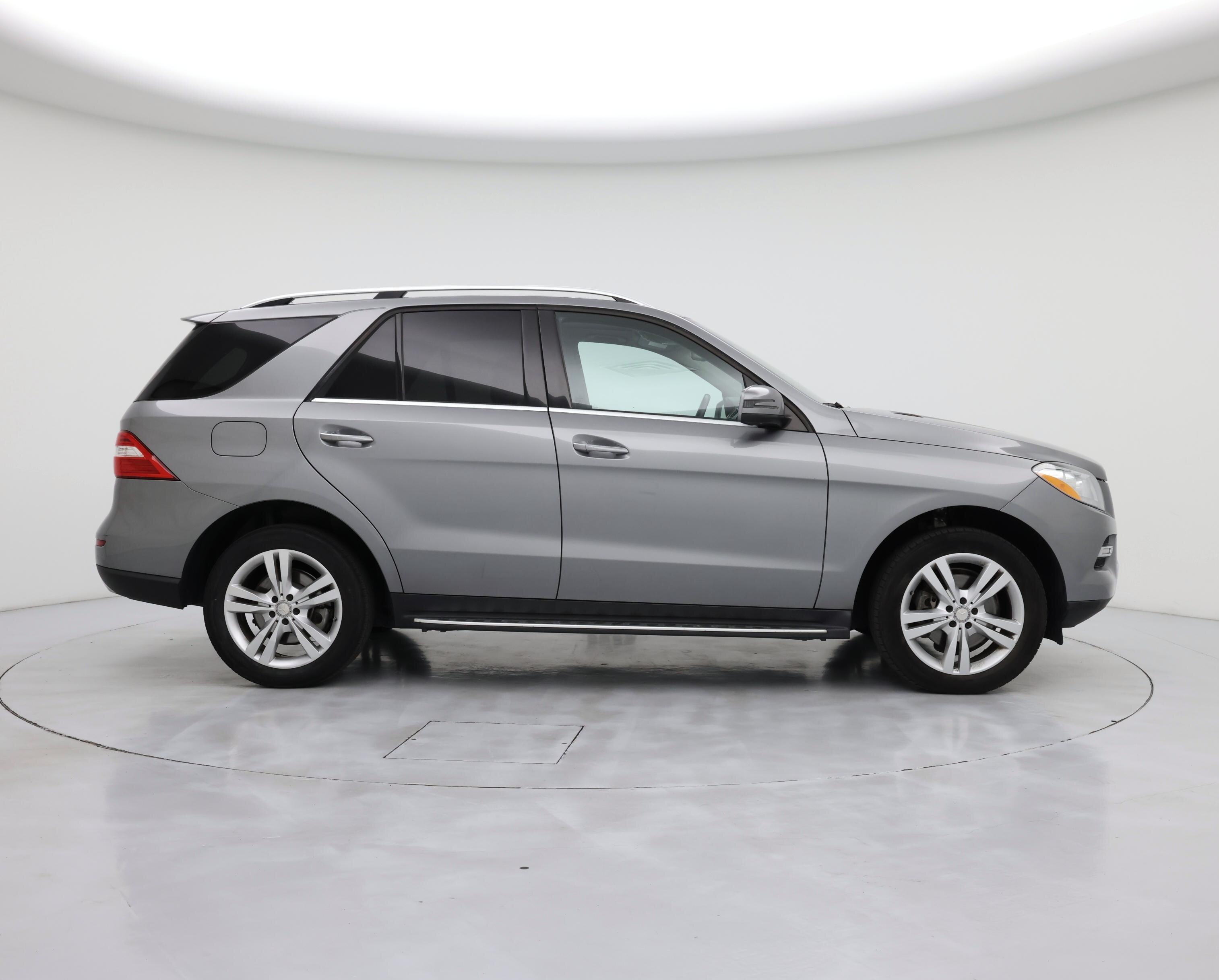 Thumbnail: 2015 Mercedes-Benz M-Class - 7