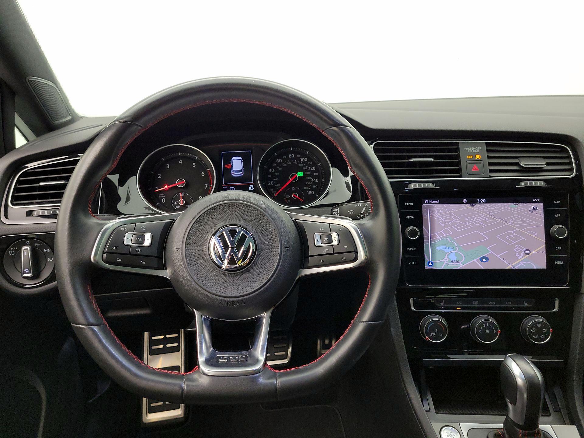 Thumbnail: 2021 Volkswagen Golf - 10