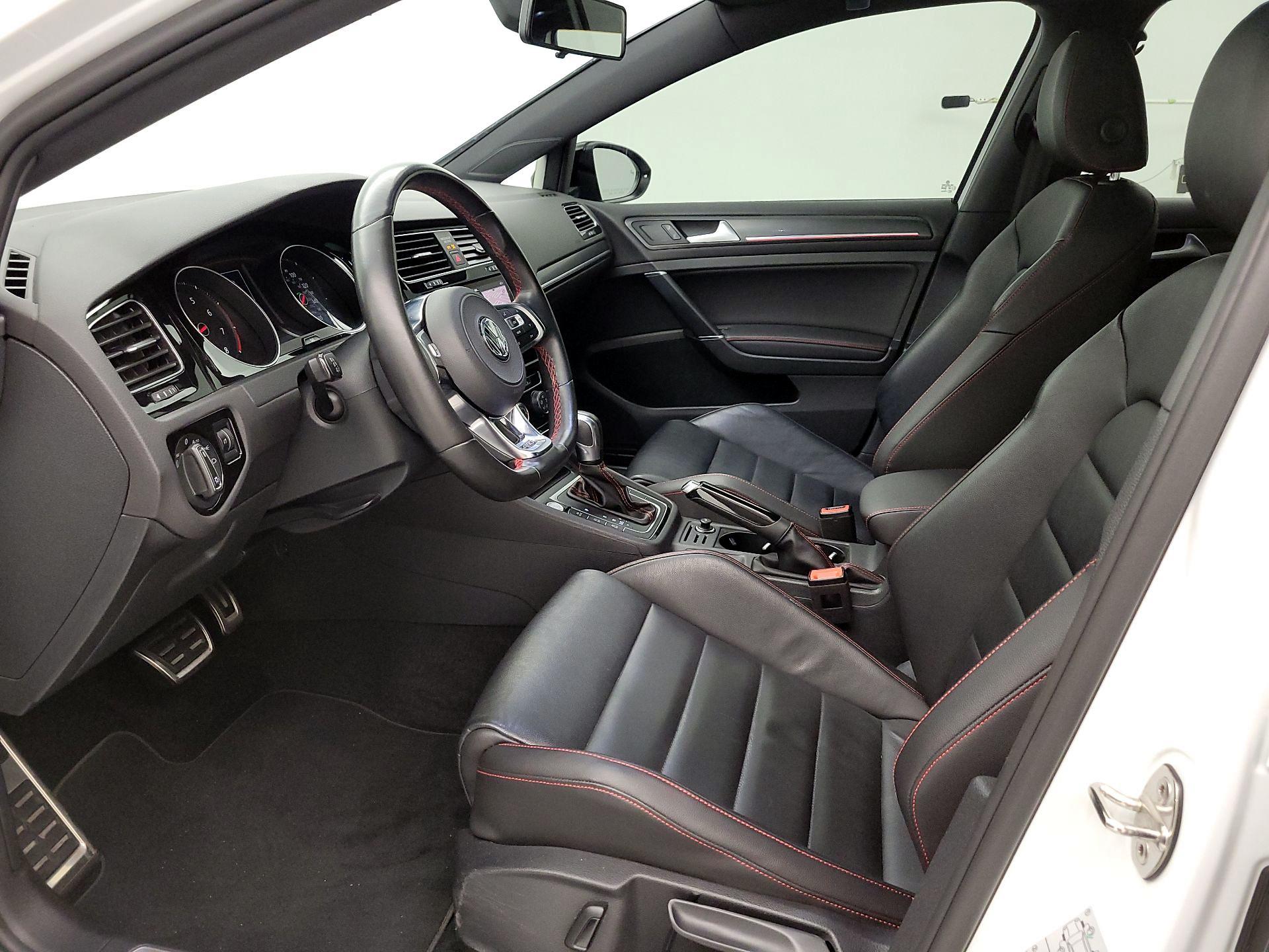 Thumbnail: 2021 Volkswagen Golf - 11