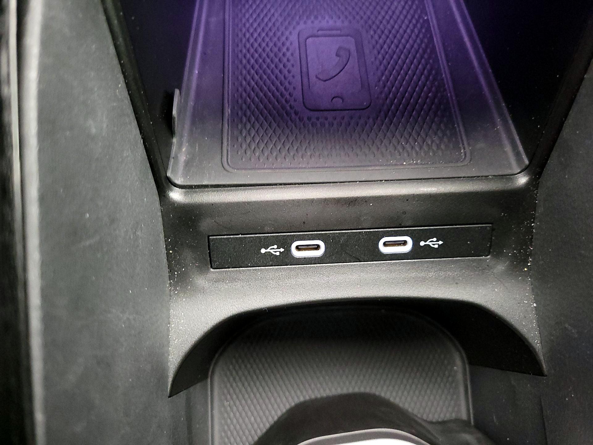 Thumbnail: 2021 Volkswagen ID.4 - 19