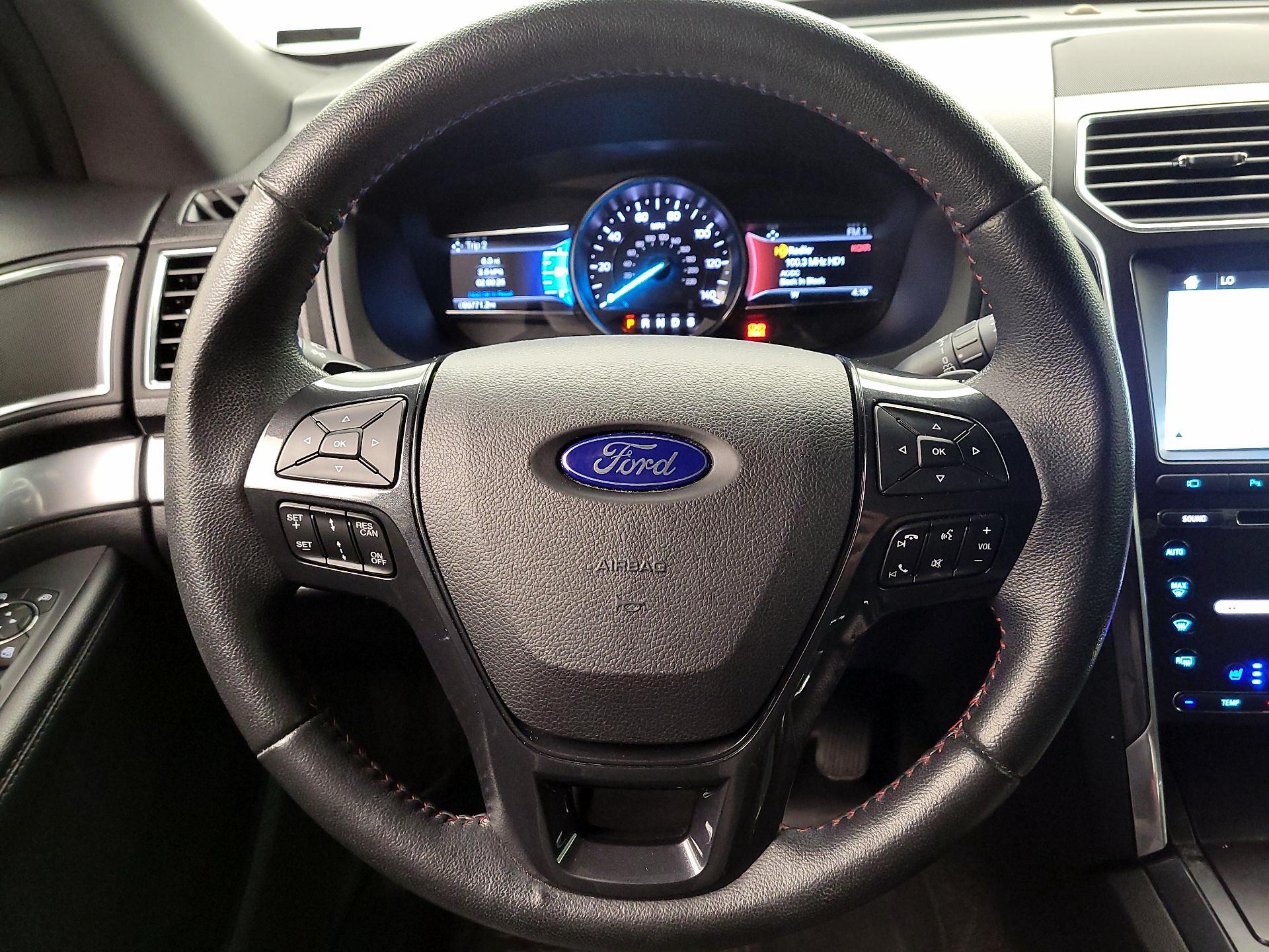 Thumbnail: 2017 Ford Explorer - 10